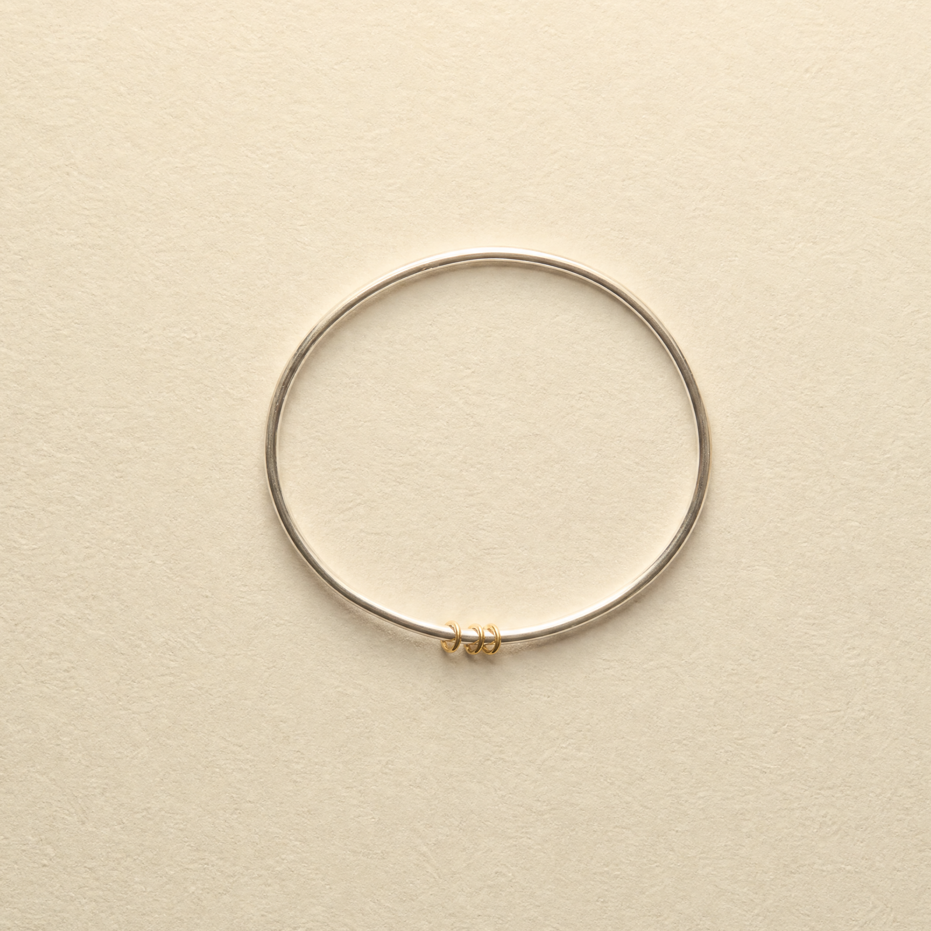 three+rings+oval+br+top.png