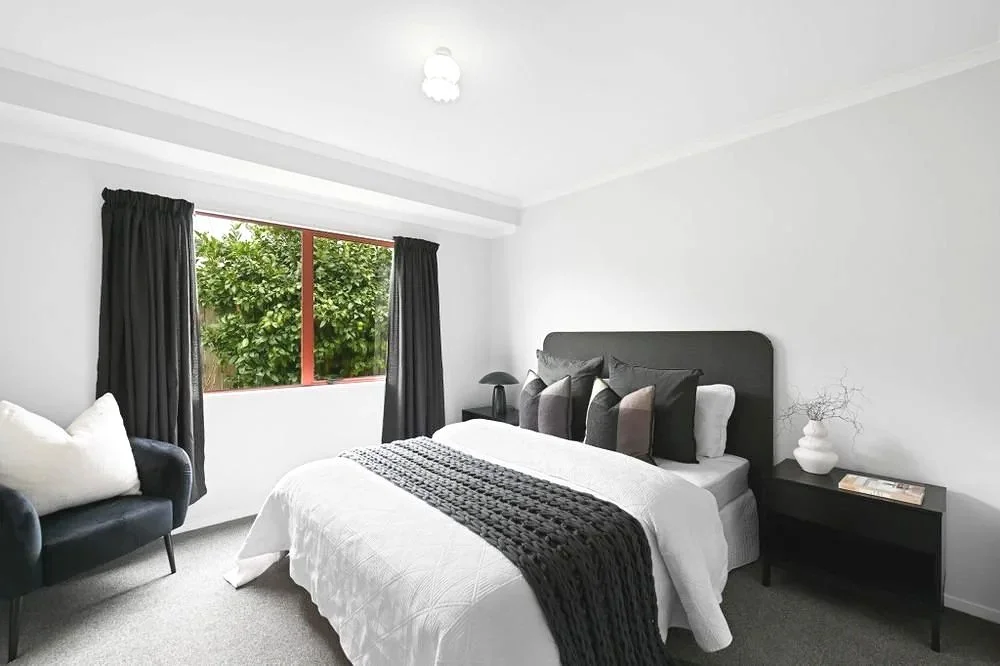 Home Staging Hamilton - Real estate home staging for sale to maximise sale with modern, neutral high end pieces.