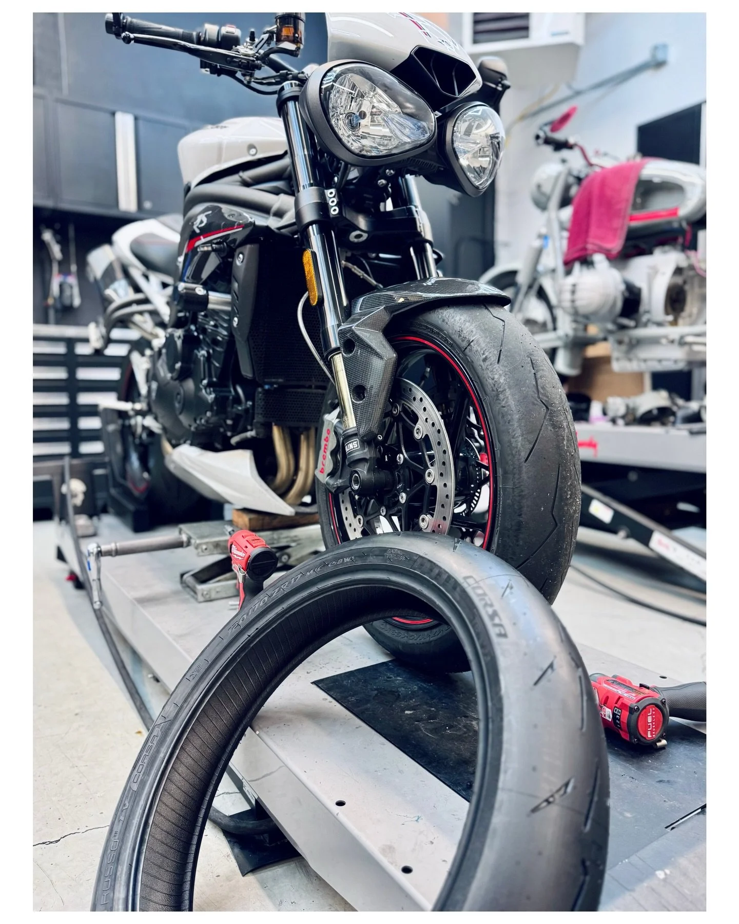 9am front tire swap&hellip; no prob!