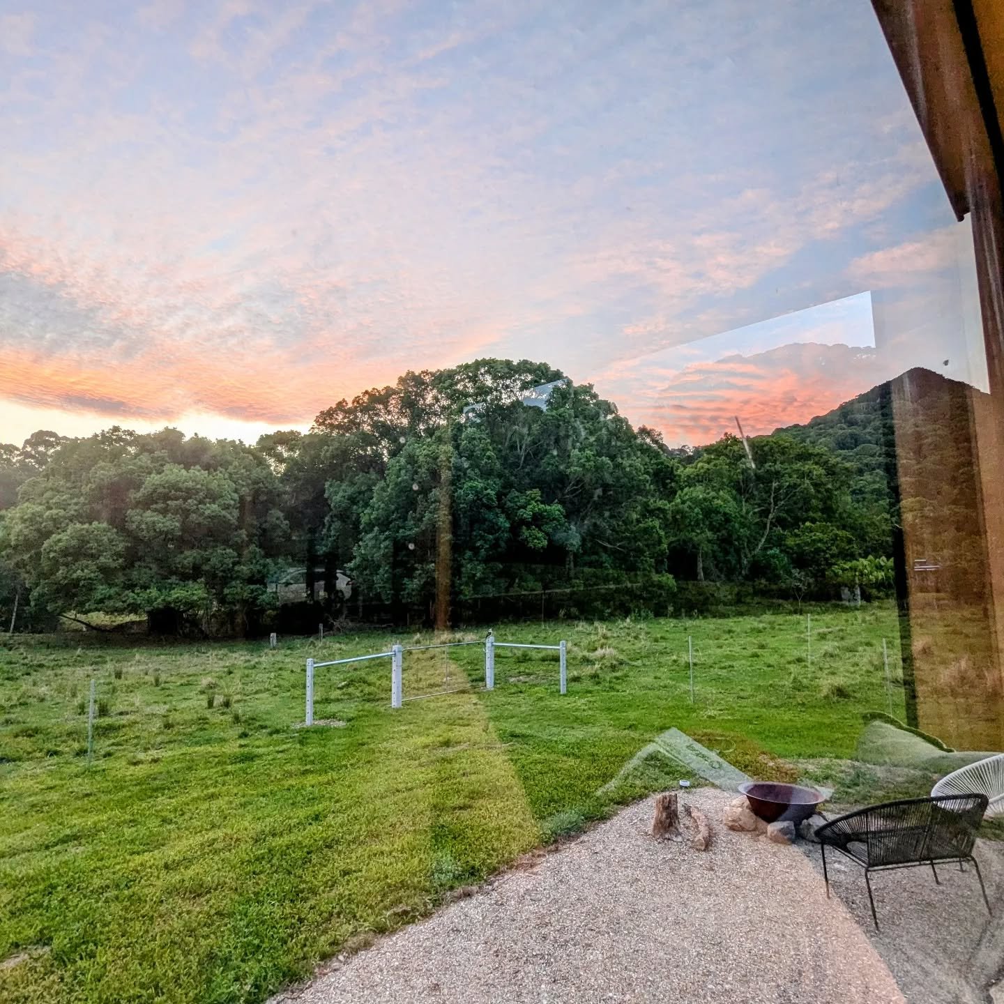 I can&rsquo;t explain the feeling of stretching out on the daybed, with a glass of wine, to watch the sky turn pink over Mount Chincogan. It is unbelievably tranquil and the energy out here is hard to put into words.

Forever grateful to spend time h