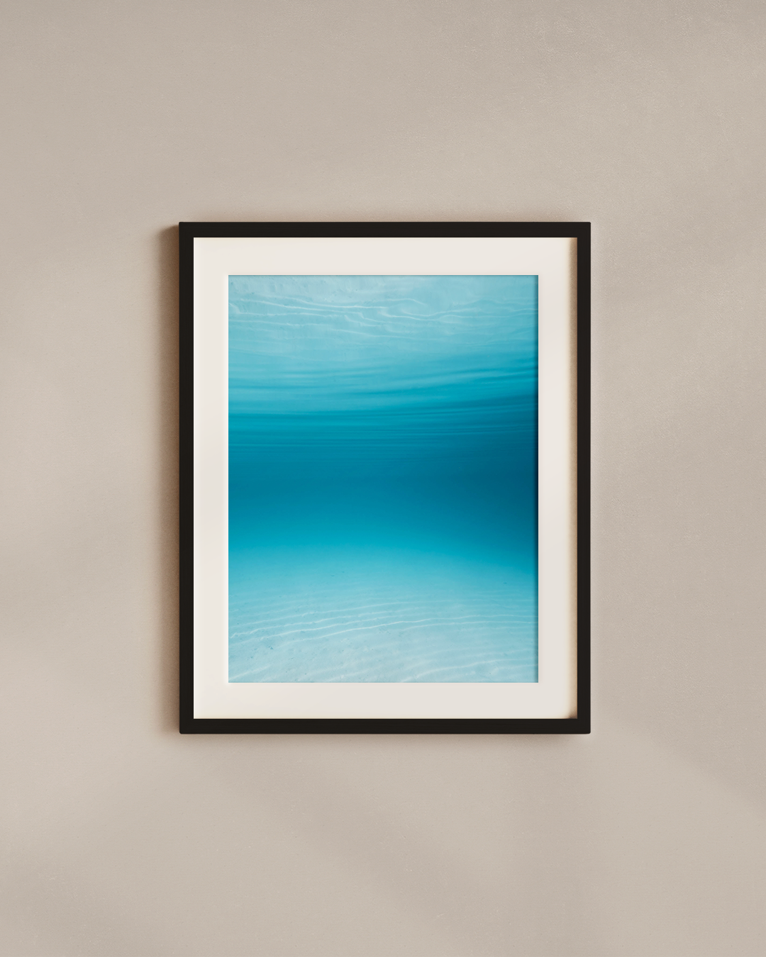blue-mirror-black.png