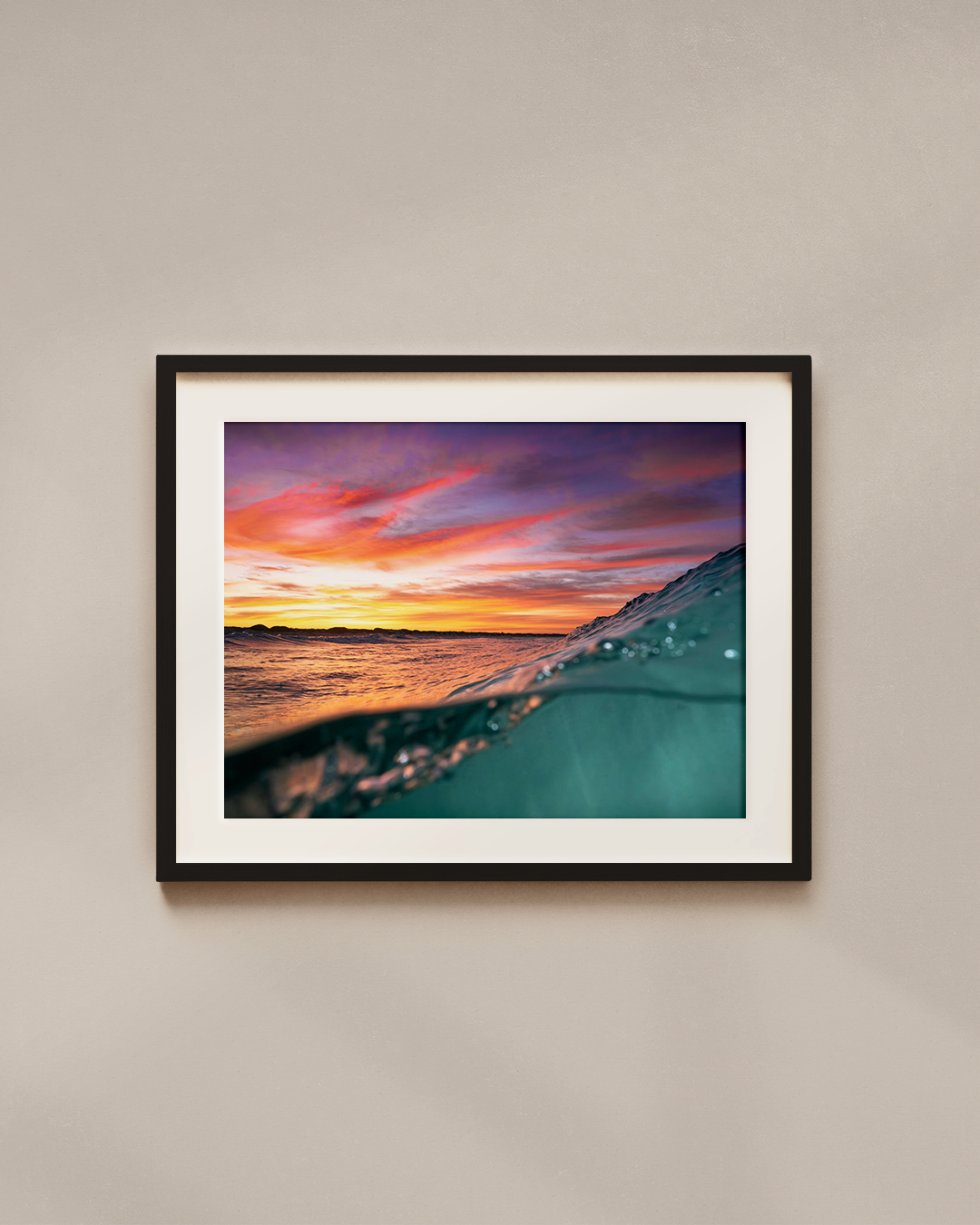 south-beach-sunrise-black.png
