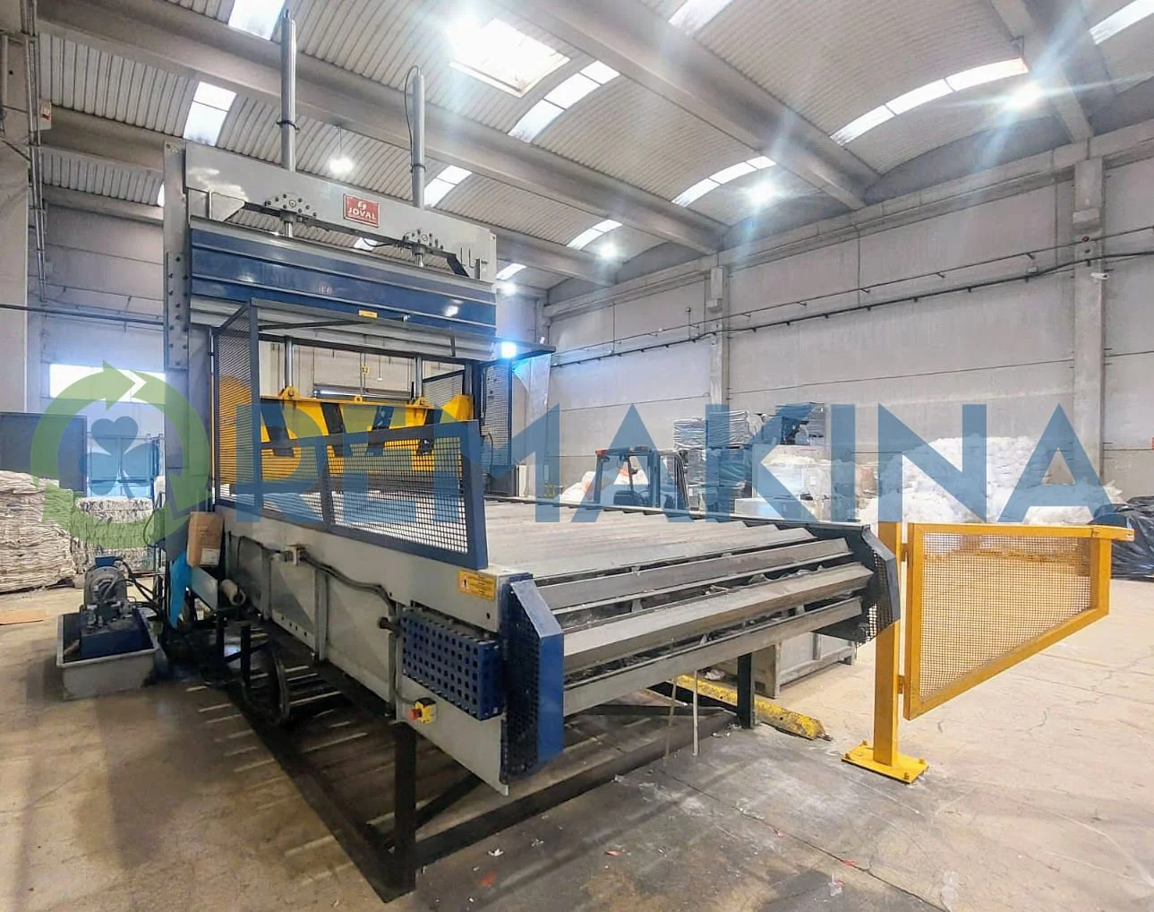 Joval guillotine for paper and plastic reels full line