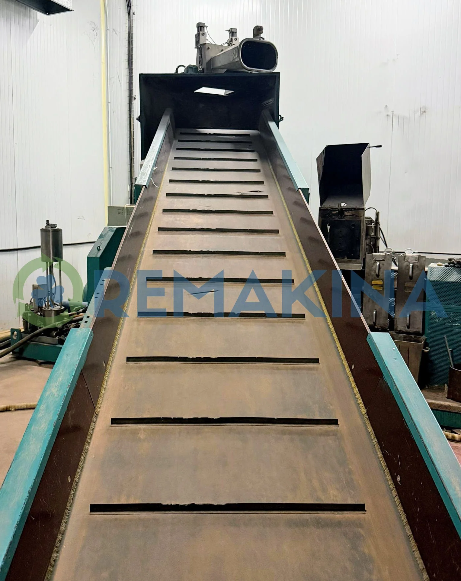 Erema 80 plastic recycling line with metal detector