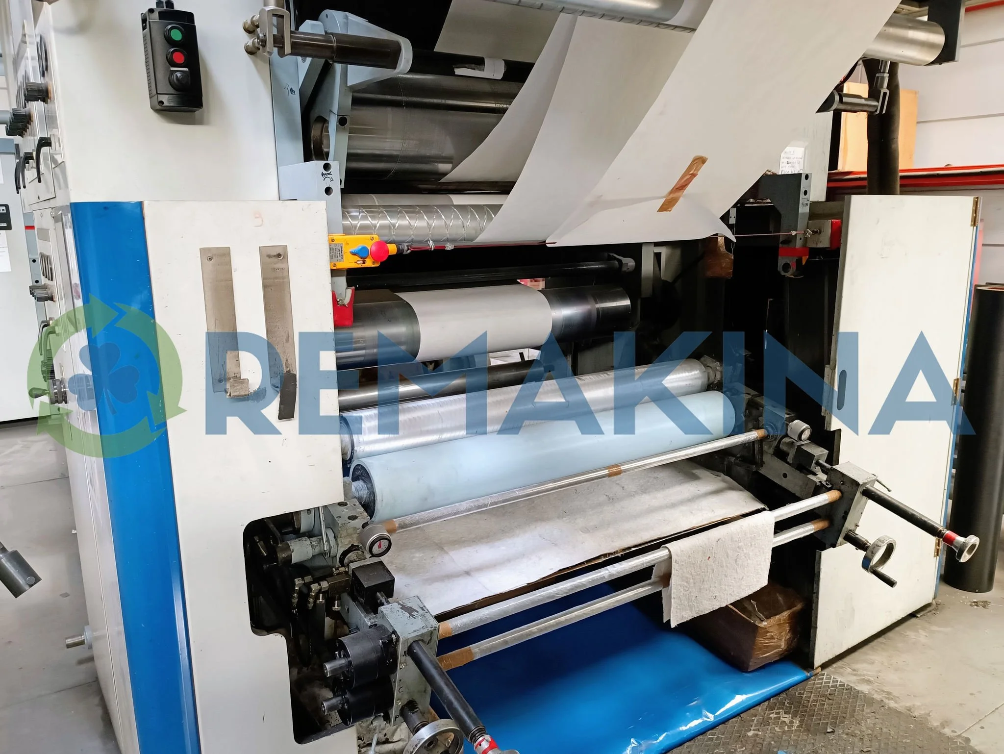 Comexi central drum flexo printer with lamination unit