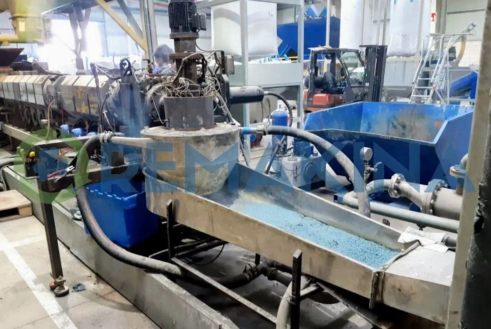 ALFA TECHNICS PLASTIC RECYCLING LINE vibrating screen
