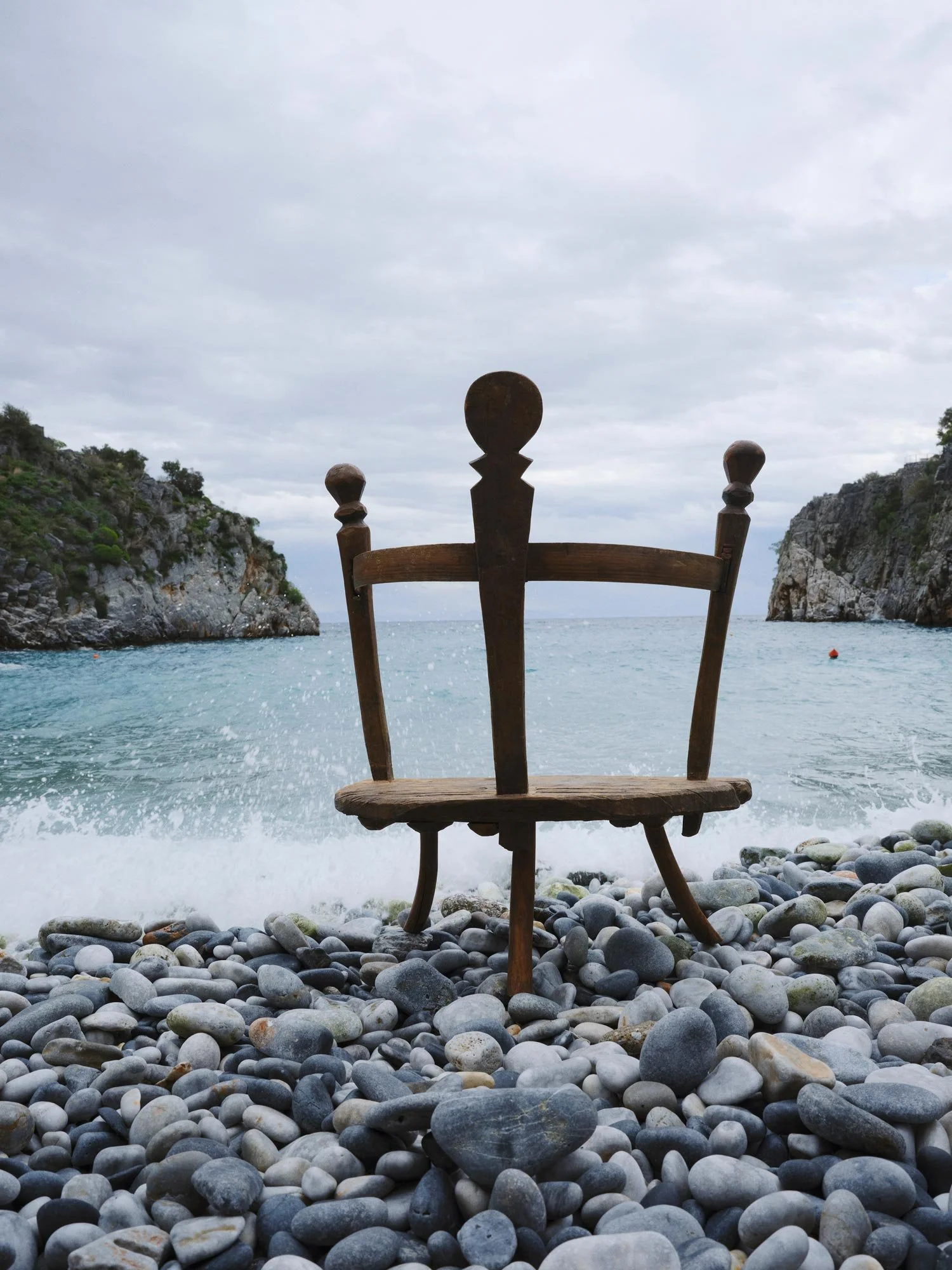 Maison_Racine_Address_The_Invincible_Tower_Chair_Beach_2.jpg