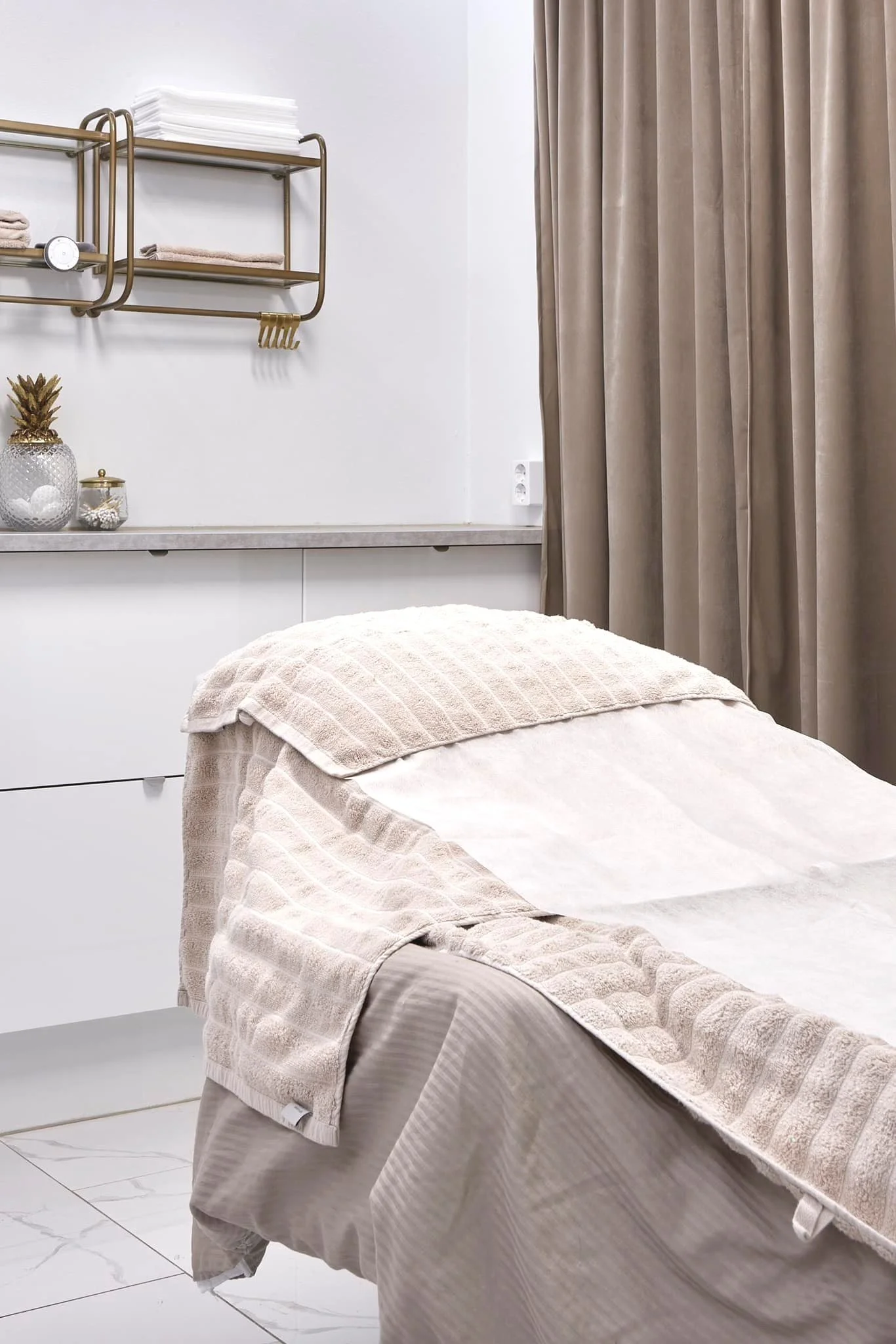 332871434_748042256737942_2648278382916057196_n.jpg (Copy) (Copy)