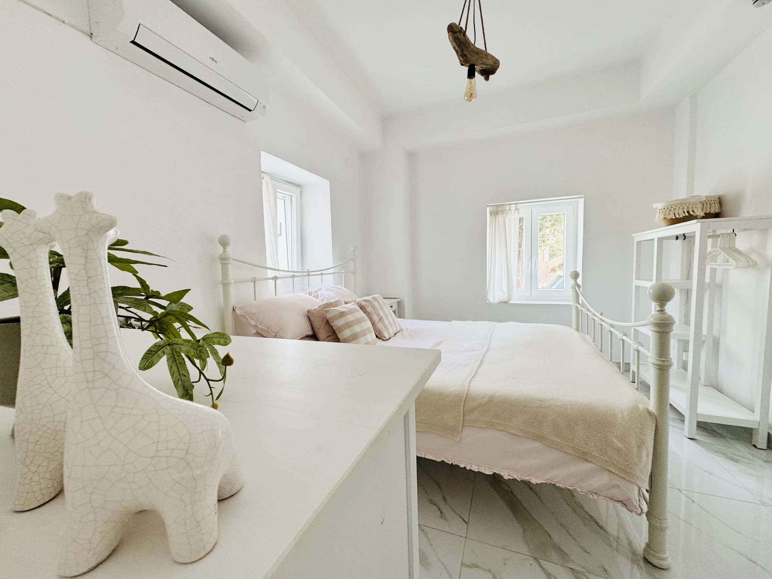 Ground Floor King Bed at The Yellow house Villa in Kassiopi Corfu