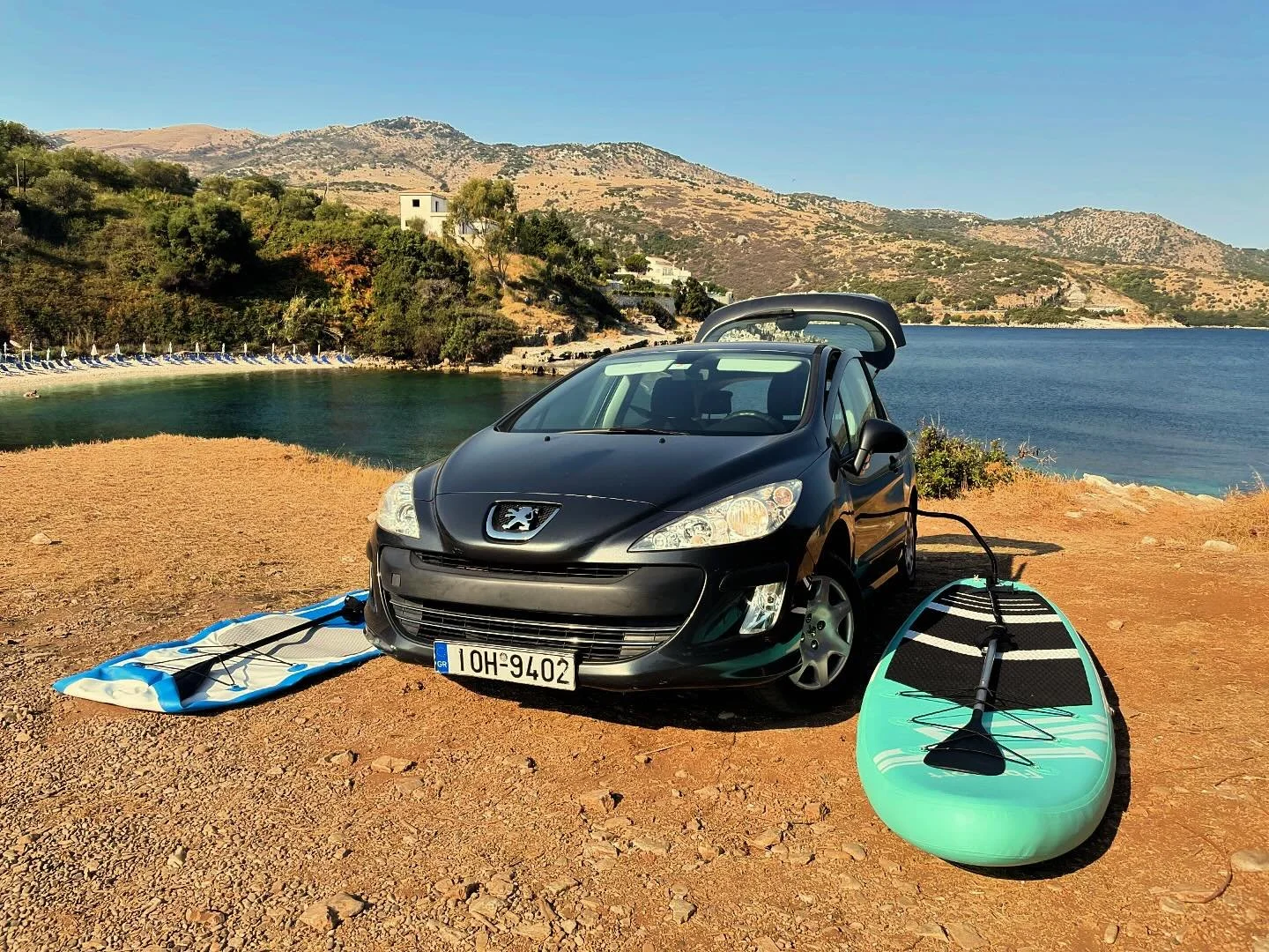 An early paddle from Bataria Beach Kassiopi ☀️☀️☀️ #kassiopi #kassiopibeach #kassiopiharbour #kassiopicorfu #kassiopigreece #yellowhousekassiopi #yellowhouse