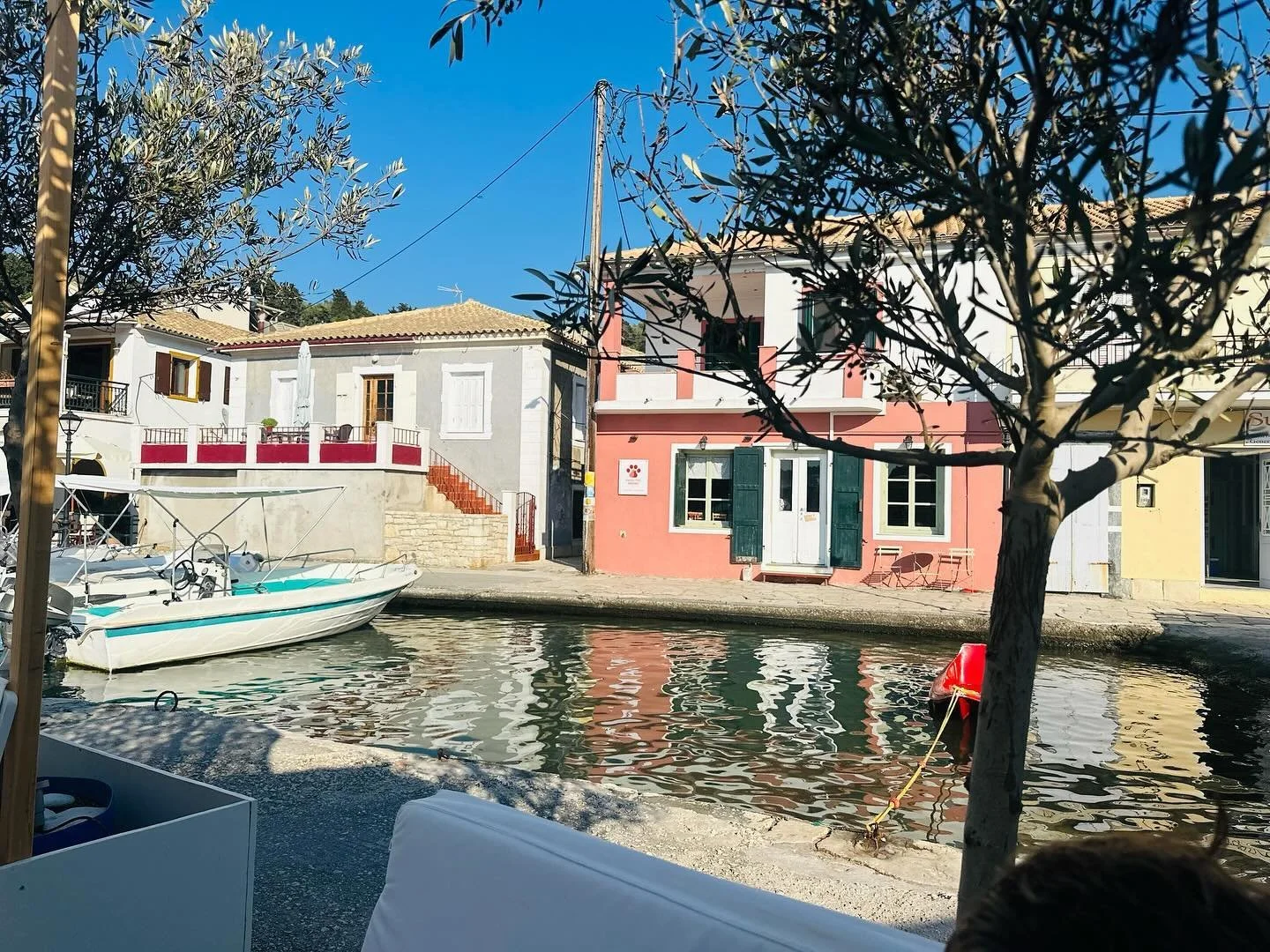 Paxos is just breathtaking.. boat trips are available from kassiopi harbour&hellip;. #sailing #ioneansea #greece #travel #familytime #kassiopi #corf&uacute;
