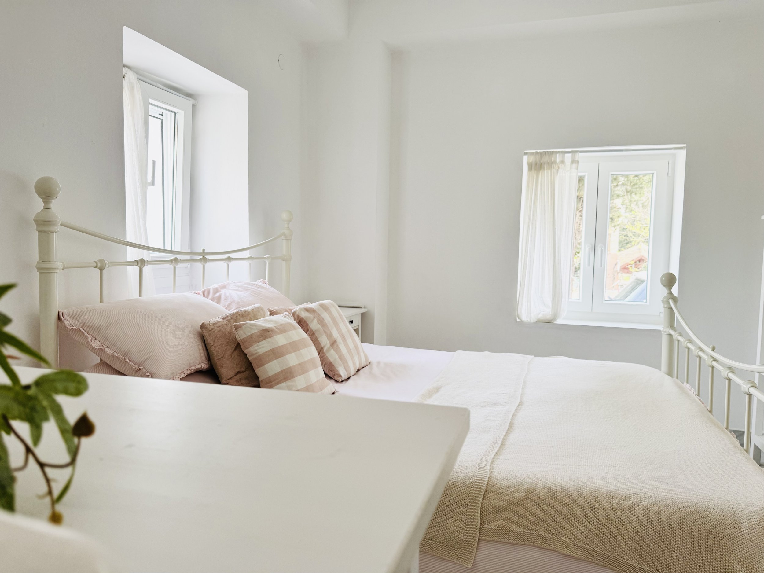 The Yellow house Villa in Kassiopi Corfu Ground Floor Accessible King Bed