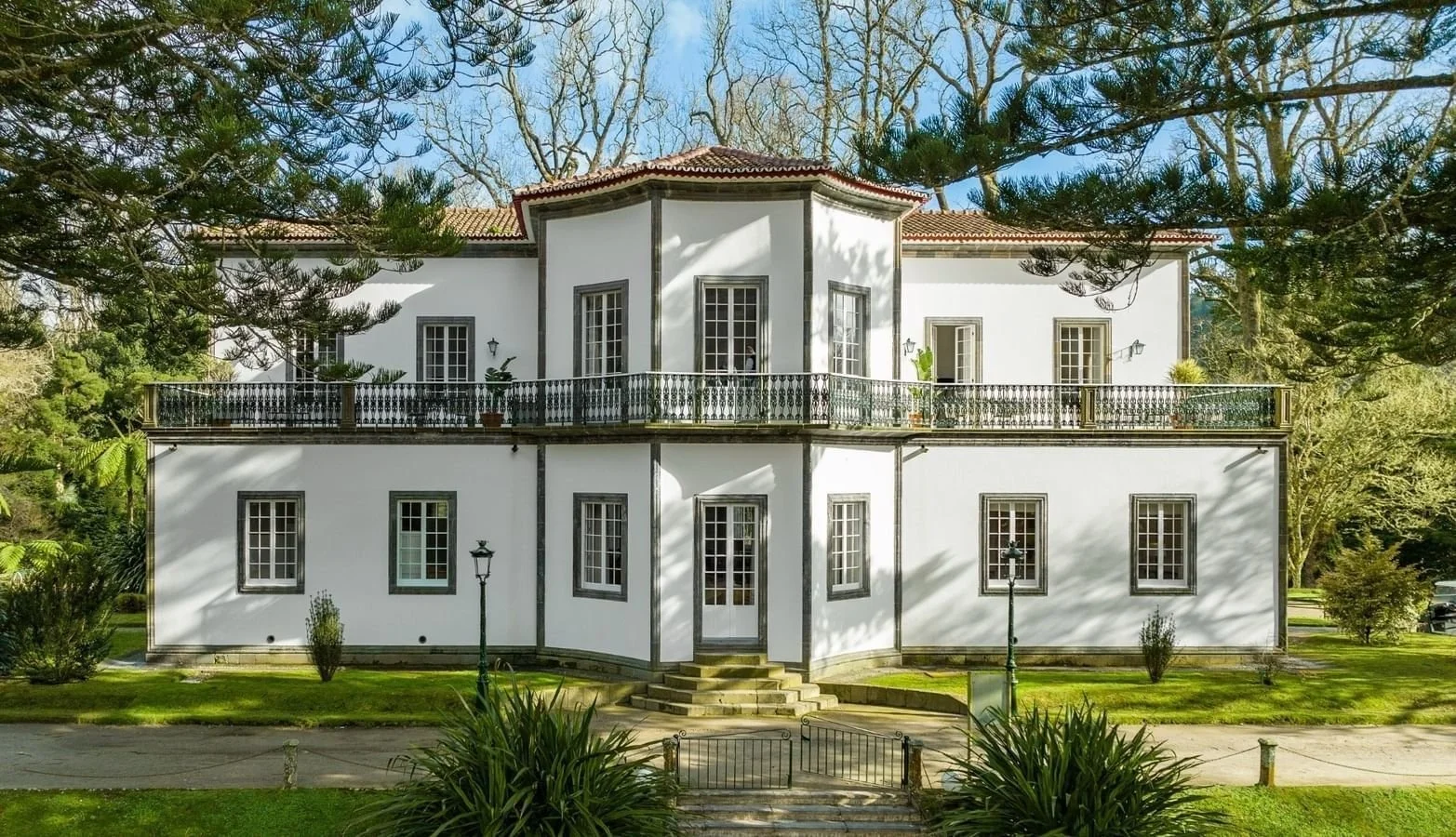 Botania Hall by Terra Nostra Açores