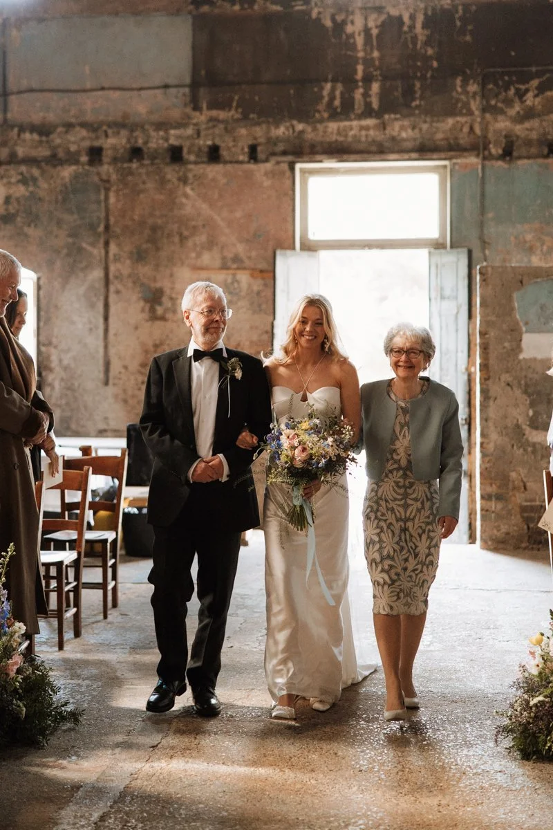 LondonWeddingPhotographerAsylumChapel-017.jpg