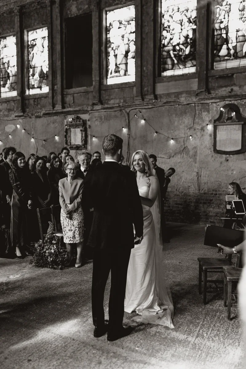 LondonWeddingPhotographerAsylumChapel-033.jpg