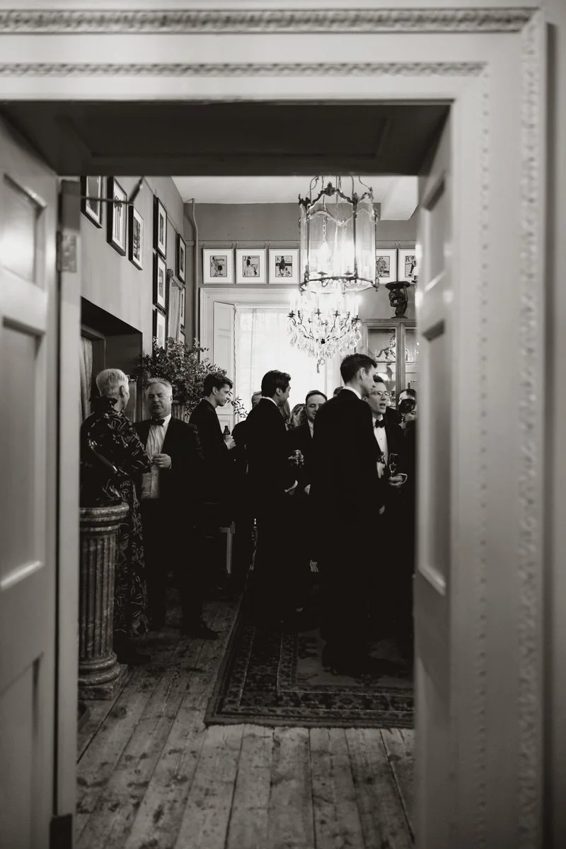 LondonWeddingPhotographerAsylumChapel-093.jpg