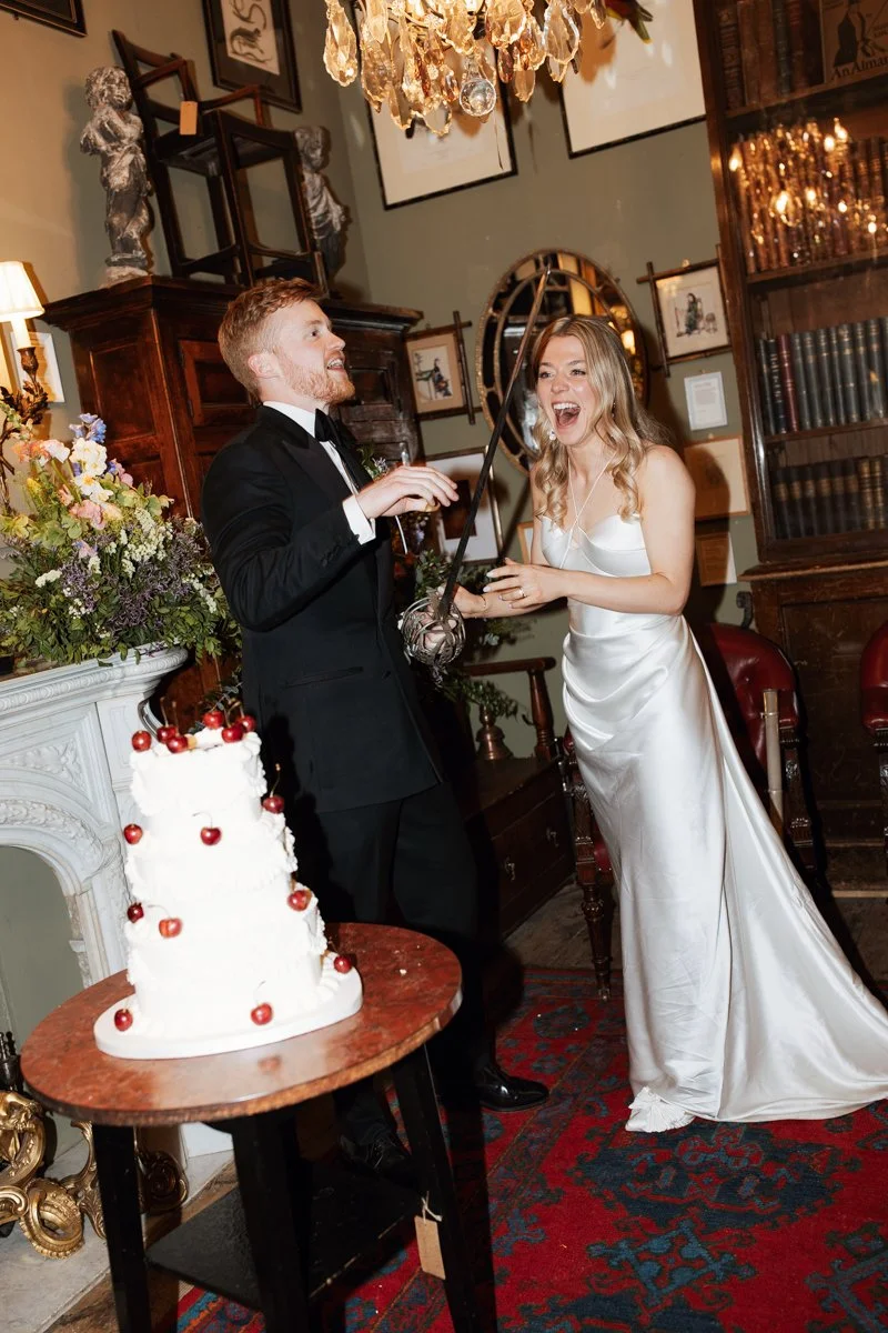 LondonWeddingPhotographerAsylumChapel-118.jpg