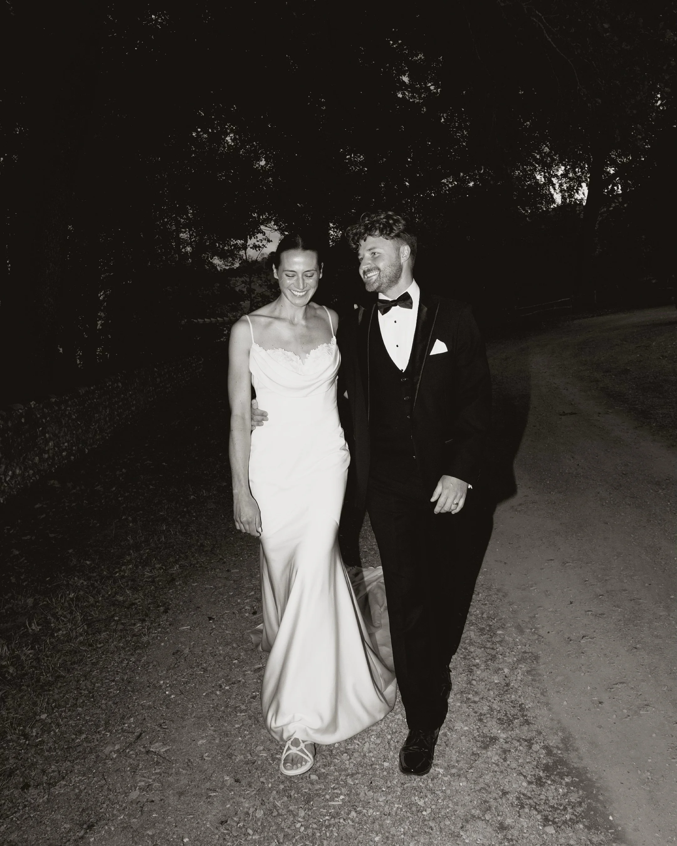 Sam &amp; Nicole

I had the joy of capturing Sam and Nicole&rsquo;s wedding at cissbury barns yesterday, an afternoon filled with heartfelt vows and speeches, pizza &amp; Greek street food and ending the evening with lots of dancing! 

#weddingphotog