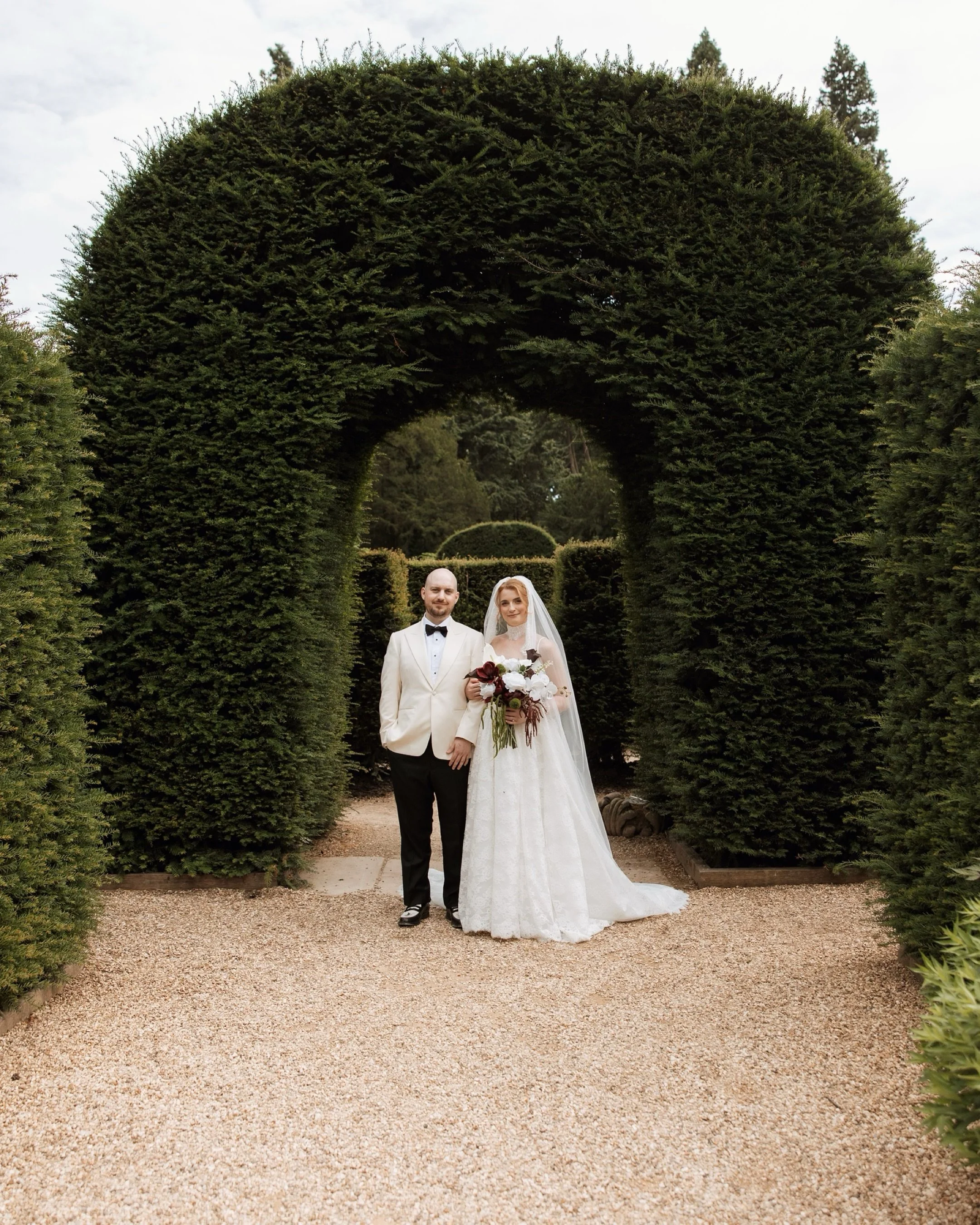 Currently editing Miah &amp; Jonathan&rsquo;s full gallery. Such a stunning day at Chatsworth! 😭

photo: @evebaberphotography 
video: @silver_and_light_weddings 
content: @afilmforever 
venue: @chatsworthweddings 
venue stylist: @sageandbellestyling