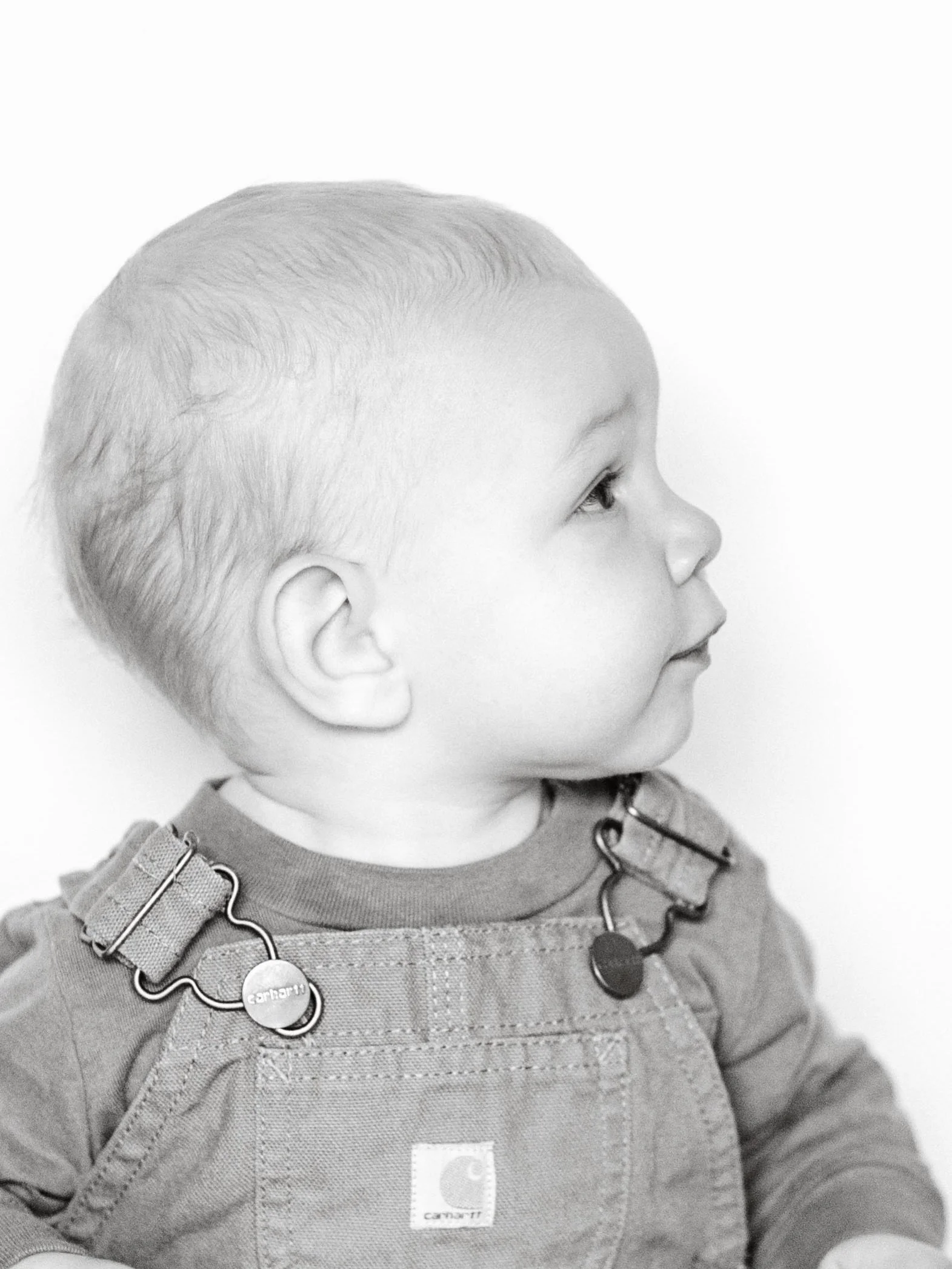 Love baby portraits🥹 We&rsquo;re celebrating 8 months with our littlest love! Swipe for the progression of the puff (spot, attack, success, savor)