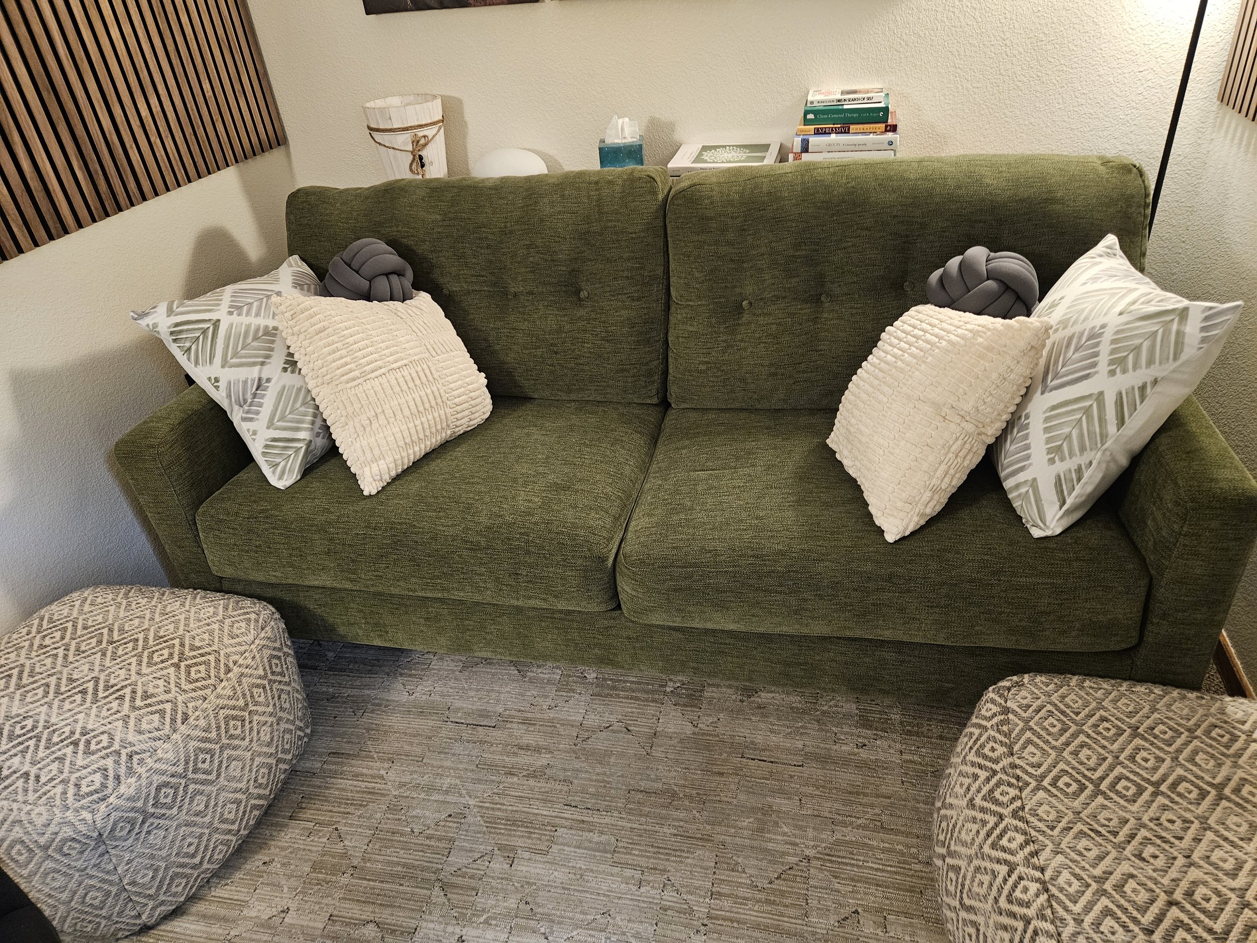 SEATING