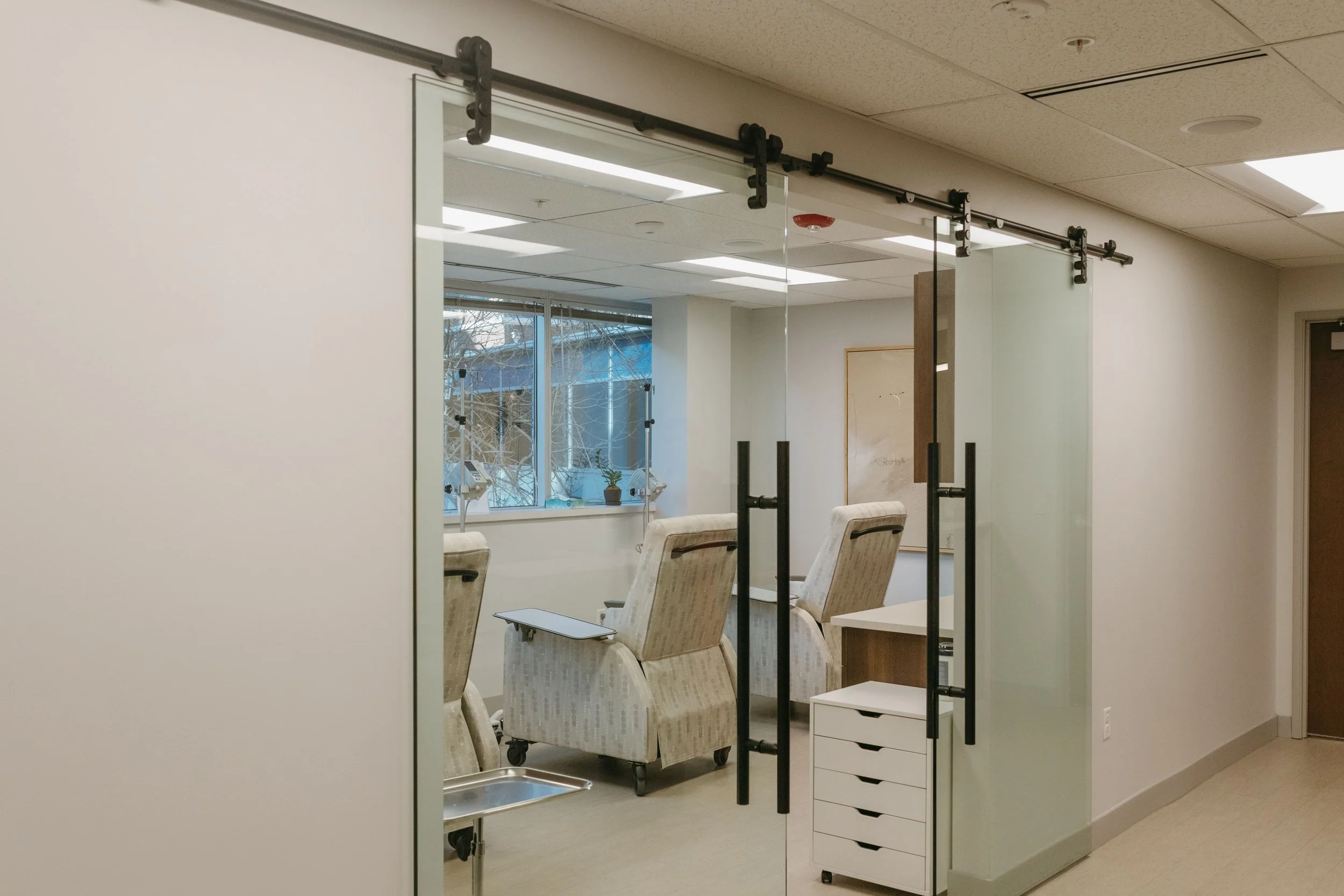 Melanoma and Skin Cancer Institute Office Space-37-min.jpg