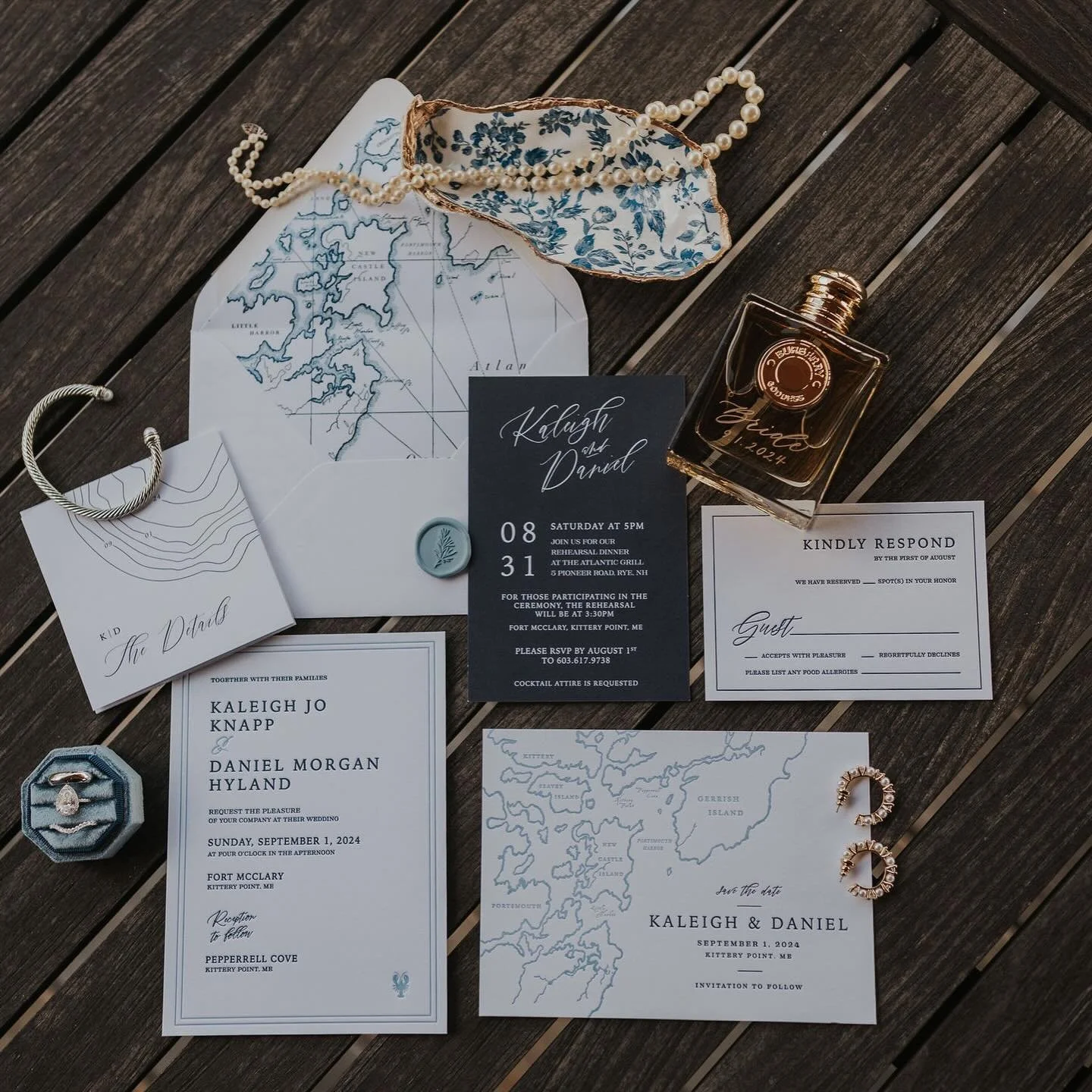 They say your wedding invitation is your guests&rsquo; first glimpse into your love story. Make it a page-turner ✨

We specialize in creating cohesive stationery suites that bridge the gap between your vision and your guest list. Even the smallest de