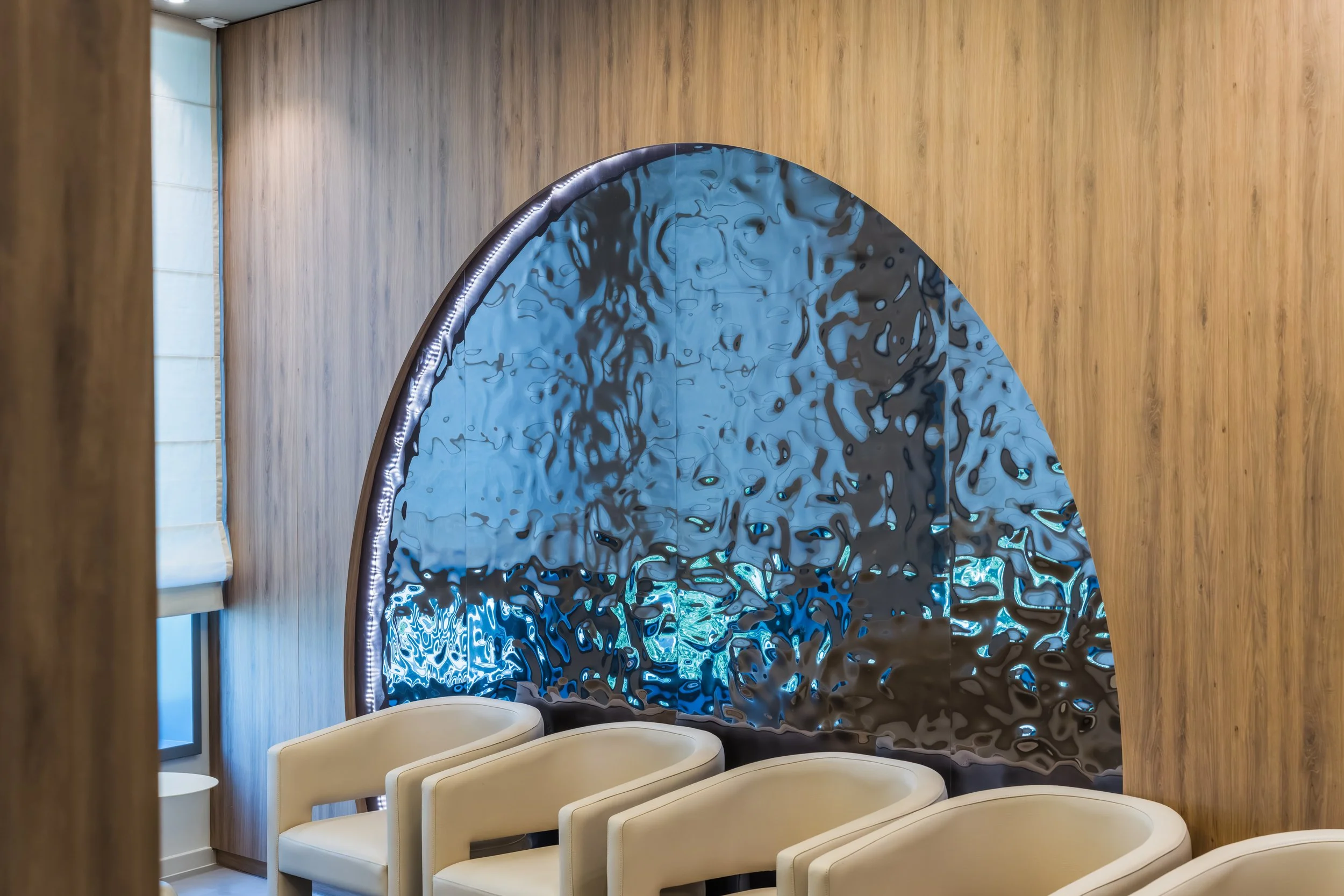 Wellness-focused medical clinic in Berlin designed around patient comfort and operational efficiency
