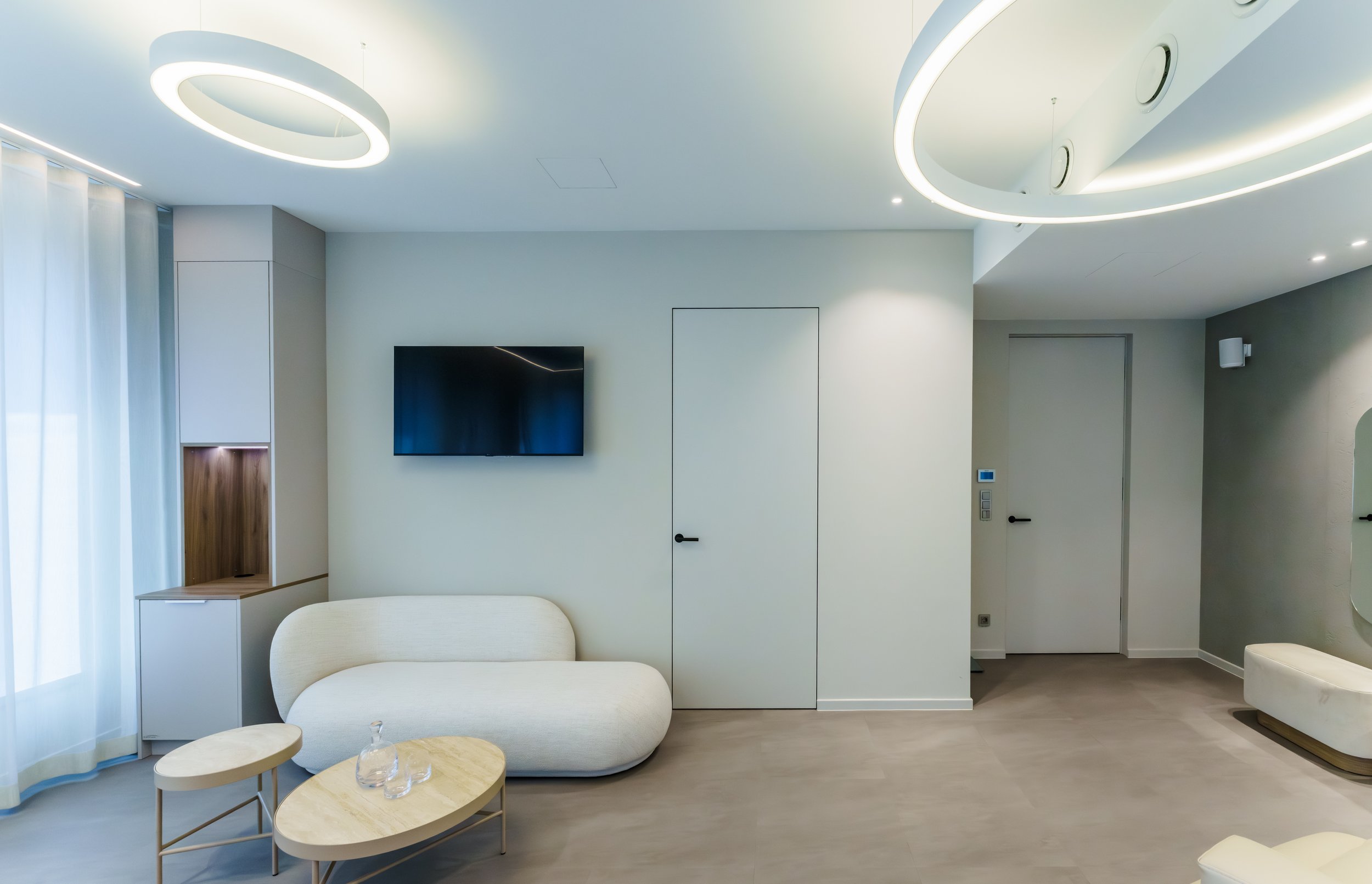 Wellness-focused medical clinic in Berlin designed around patient comfort and operational efficiency

