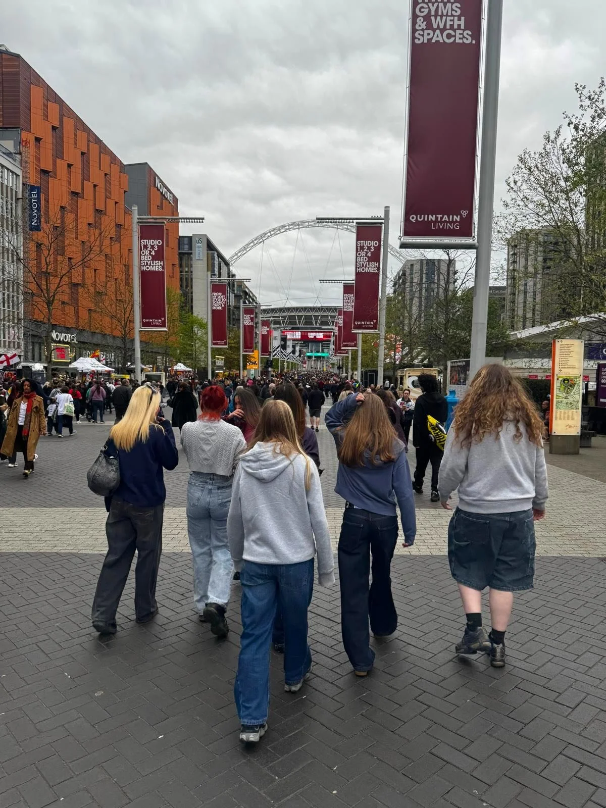🌍 Empowerment Roadshow &ndash; Exploring Culture ✨

Our trip to London was about far more than where we went. It was about what young people experienced and how it shaped them.

For many, this was their first time in the capital. First time navigati