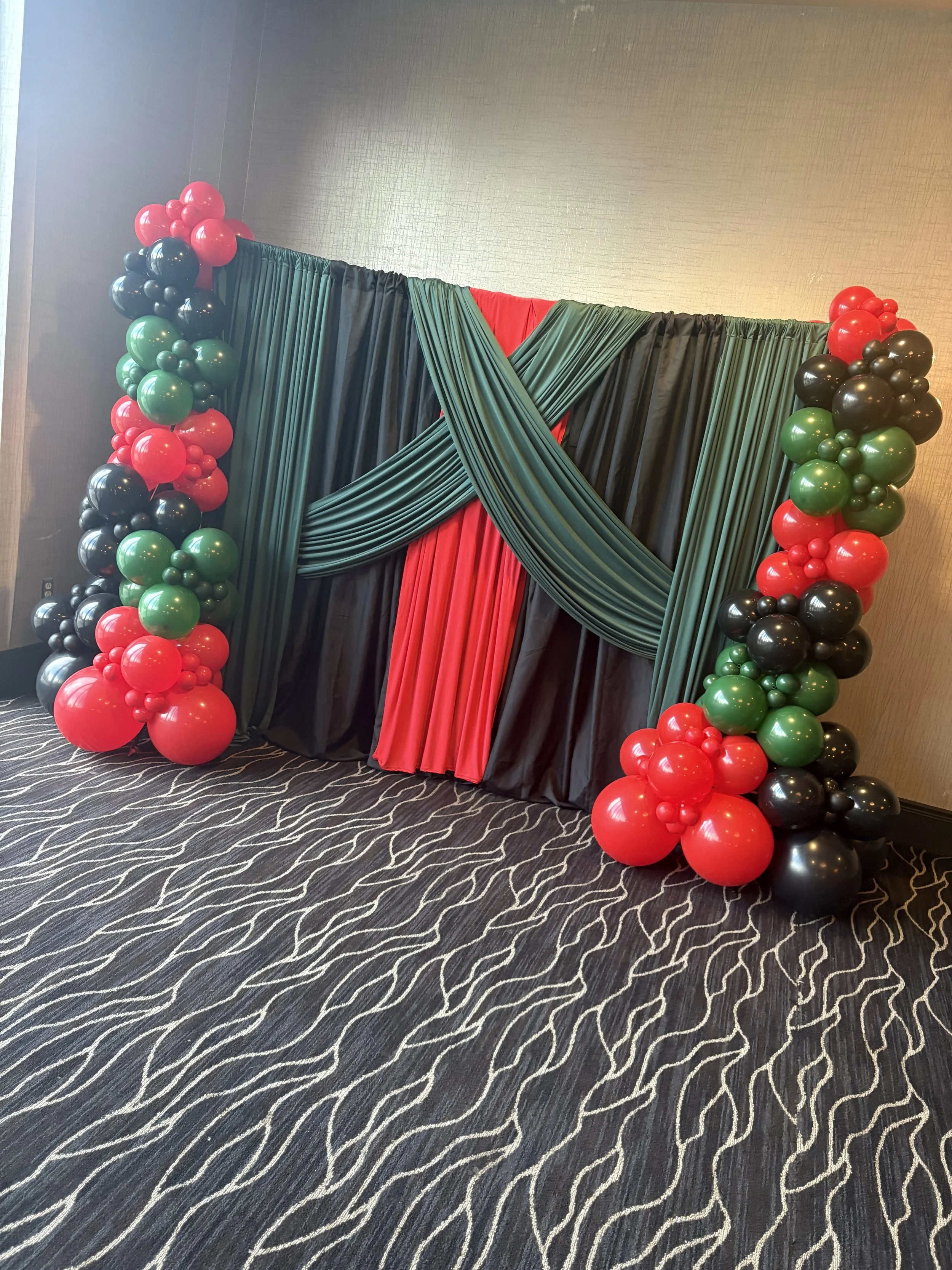 Draping & Balloon Combo