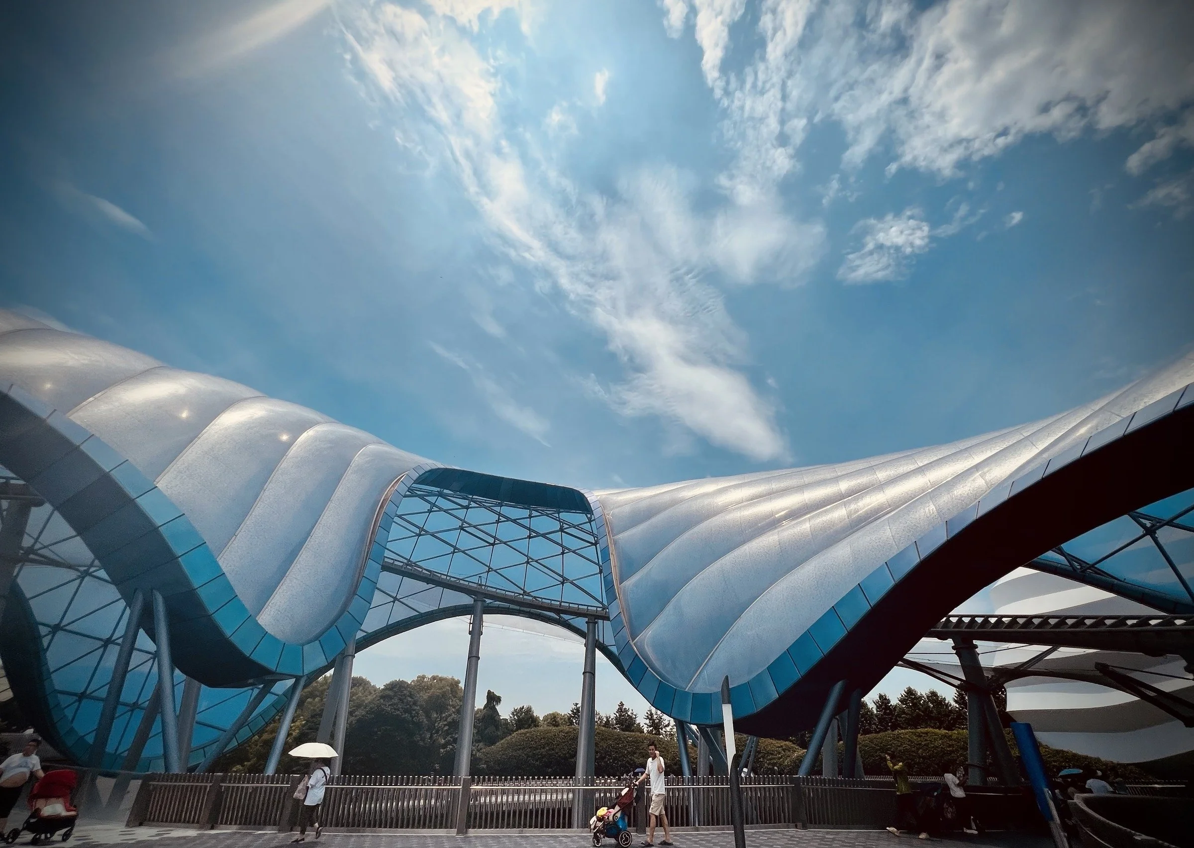 Architecture in Waves