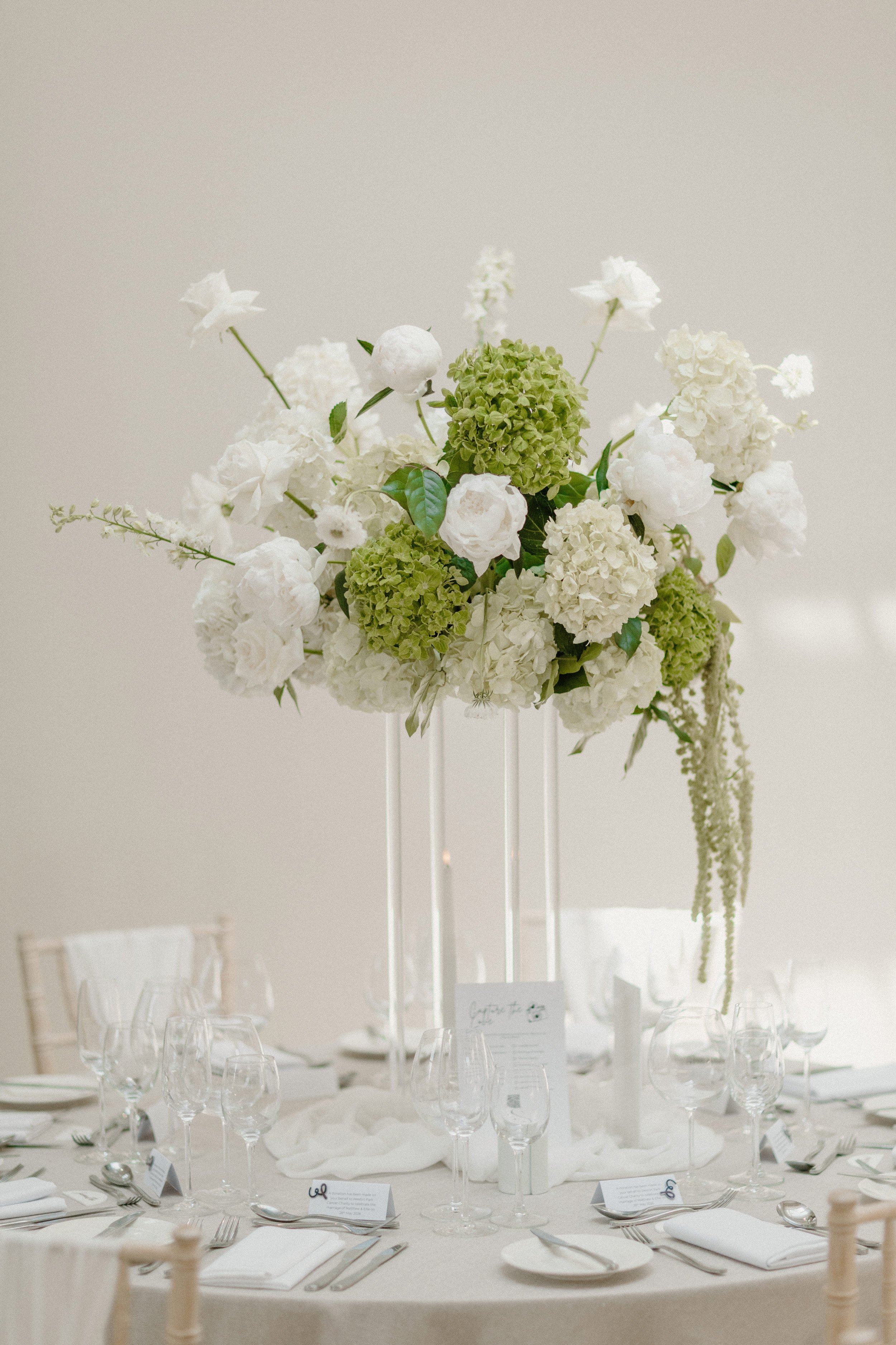 ivy-lane-florist-yorkshire-saltmarshe-hall-wedding-30.jpg