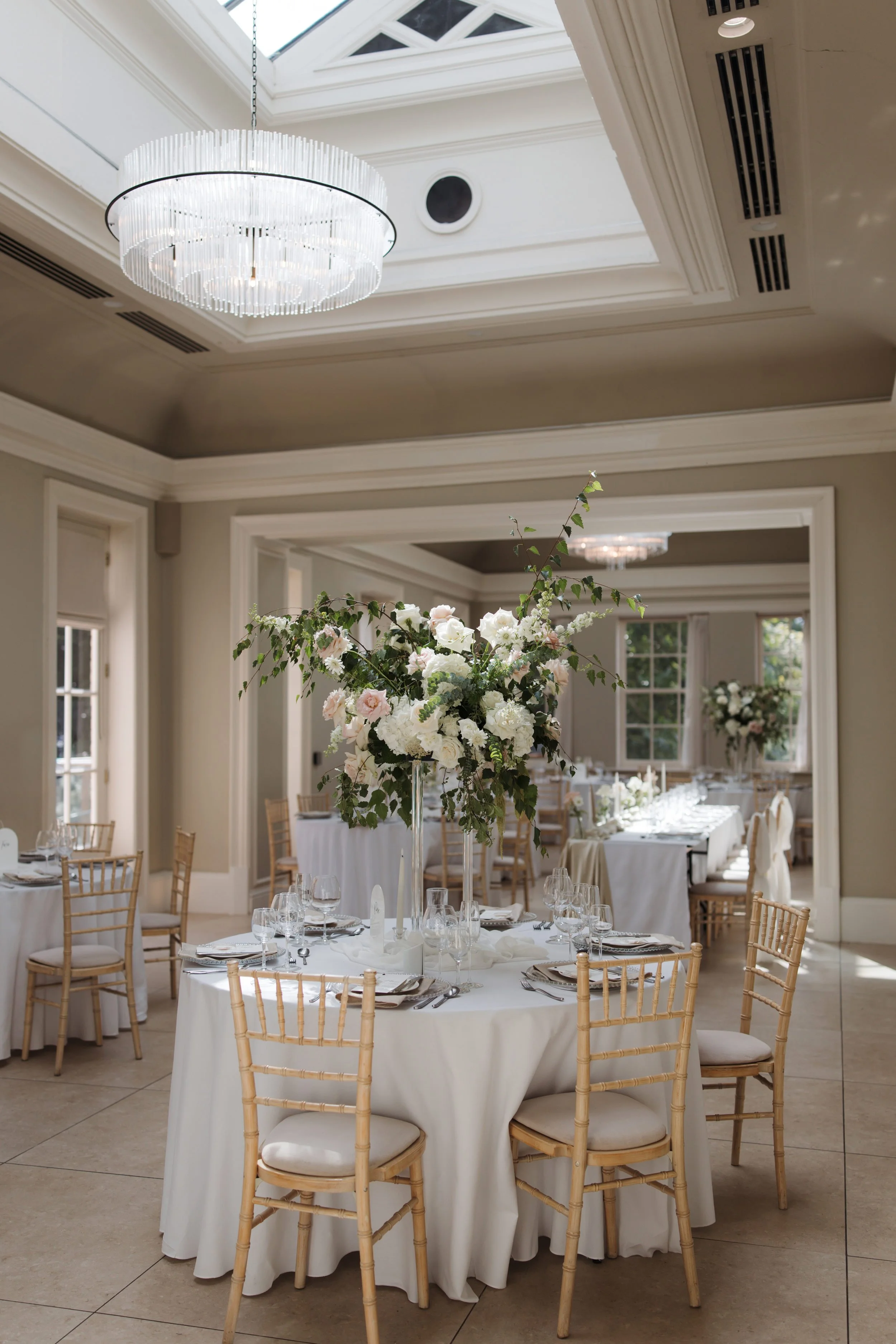 saltmarshe-hall-wedding-flowers-ivy-lane-florist-06.jpg