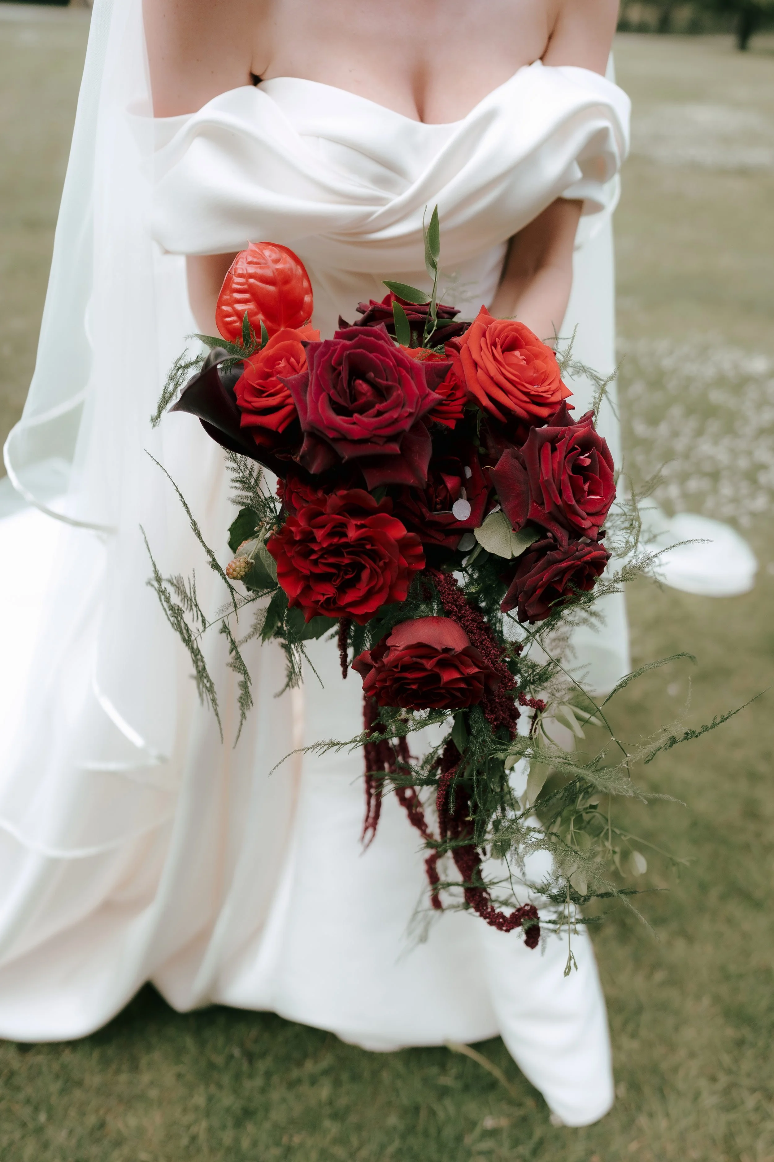 ivy-lane-florist-yorkshire-saltmarshe-hall-wedding-48.jpg