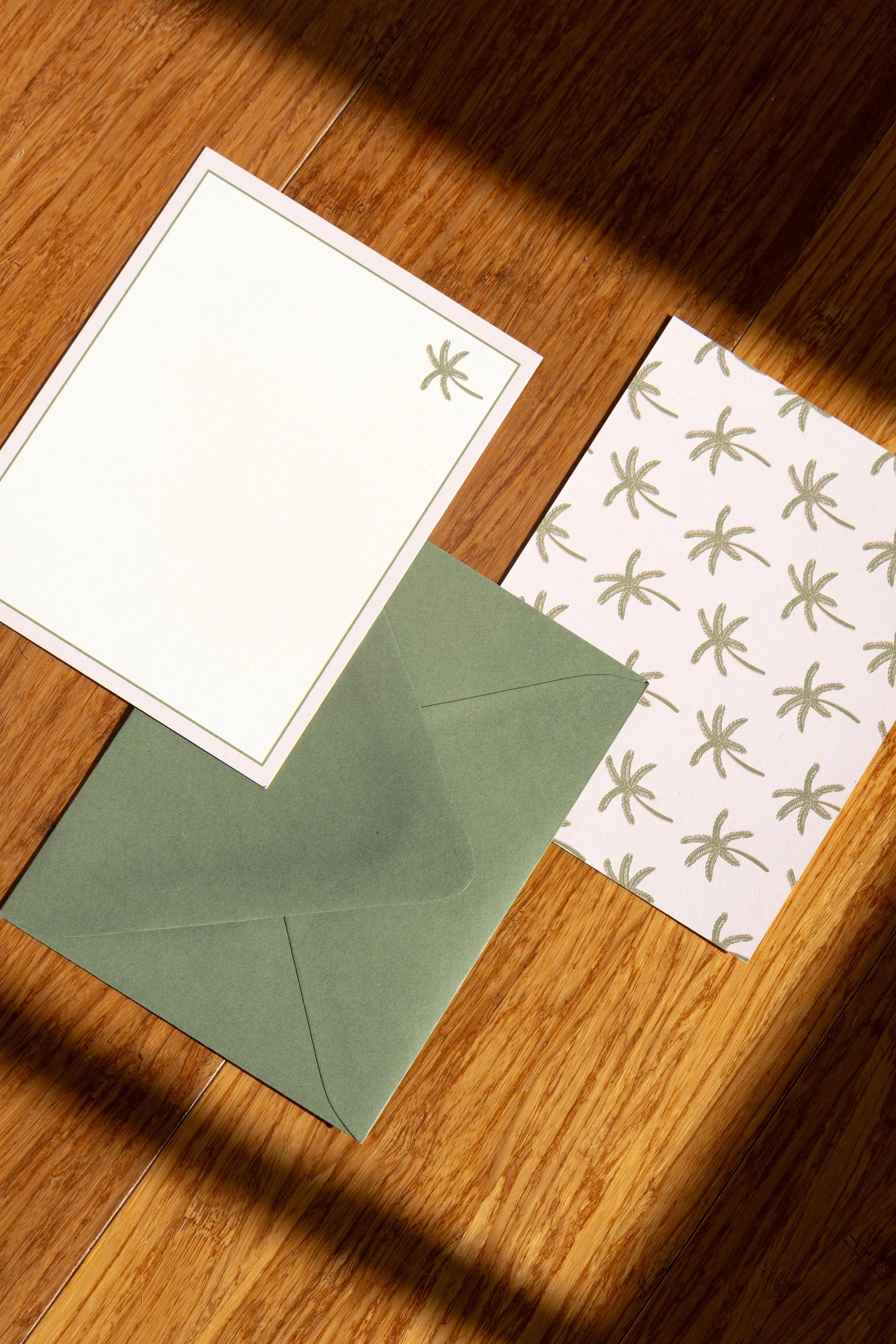 Palm Paradise Card Set