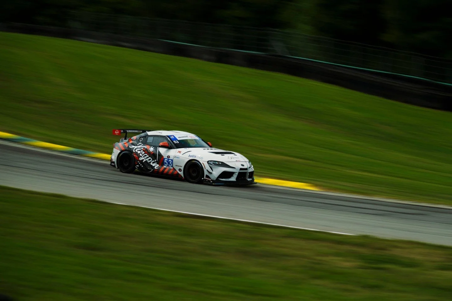 Rolling through the hills | @virnow ⛰️

📸 @ezekielv37
