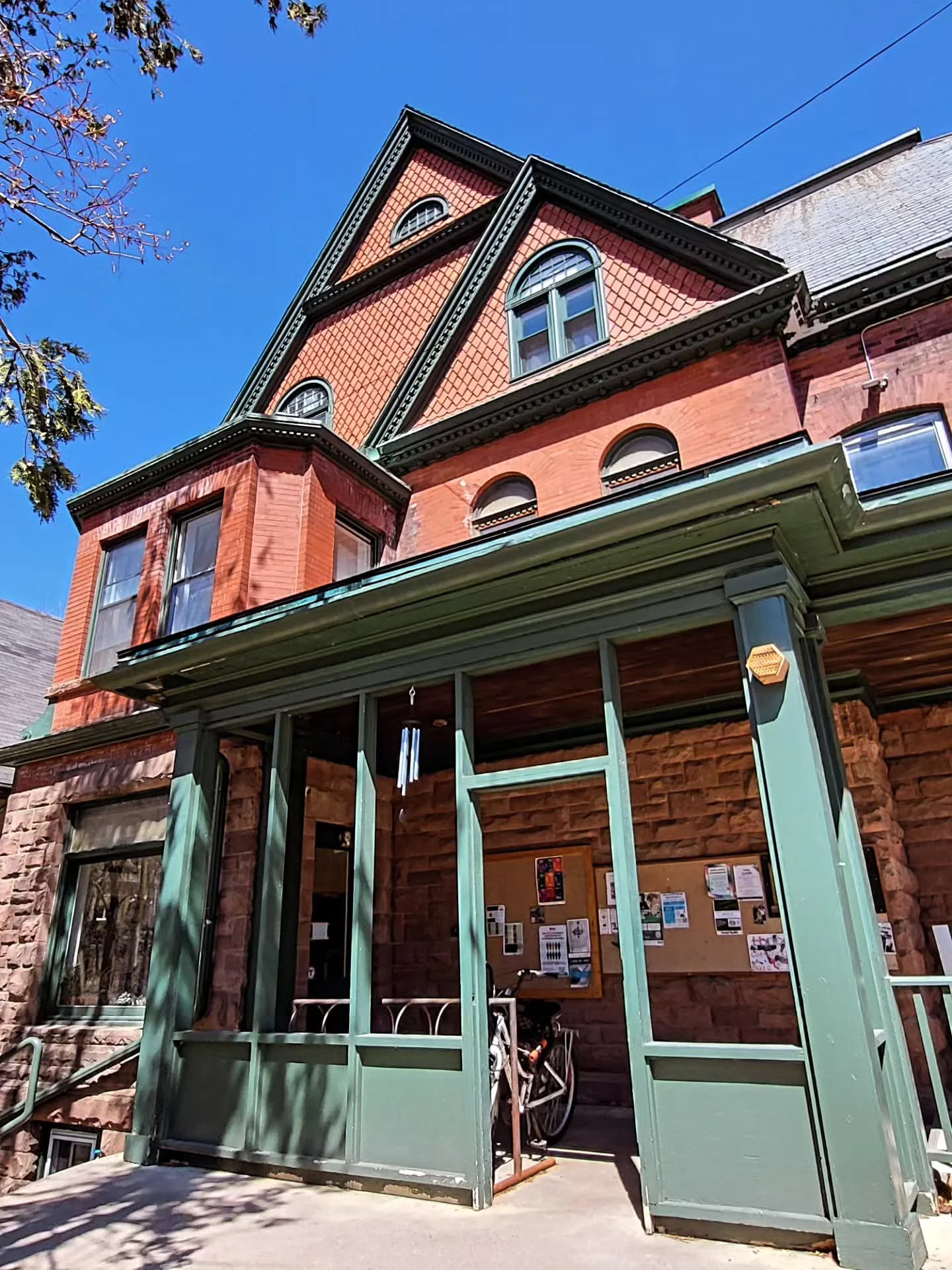 Spring at Sadleir means the house is slowly growing quieter, but the outdoor space is starting to bloom 🌱🌷 and of course, still lots of movie nights, live music, knitting clubs, yoga, and qigong. Check the calendar on our website to see our events 