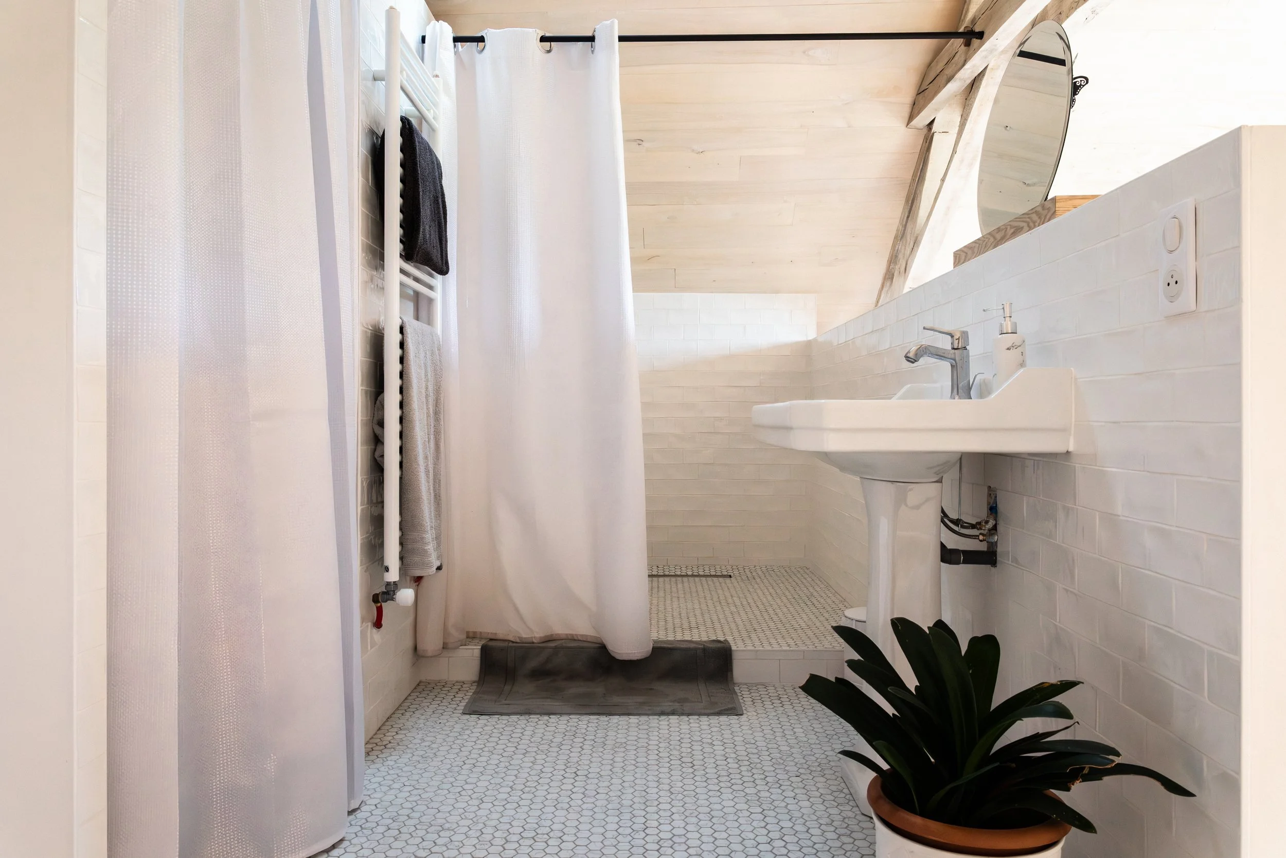 Chambre blanche - 1 (1).JPG