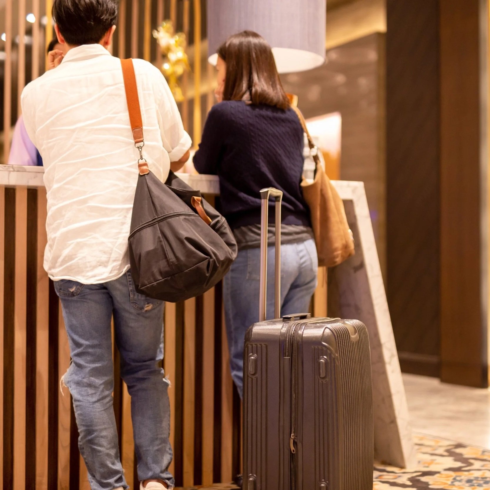 employés instables, horaires difficiles, intégration rapide, pression constante