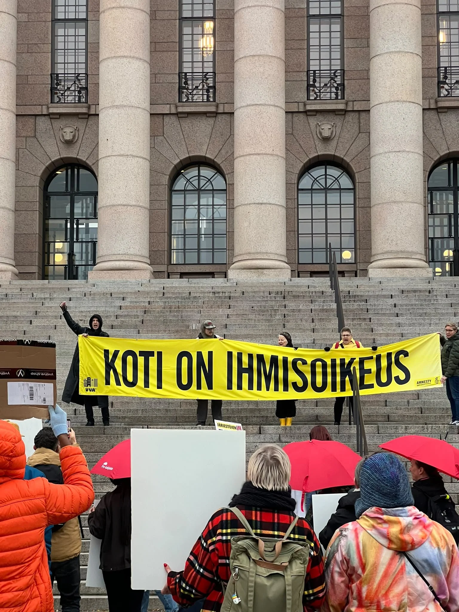 Asunnottomuus ei katoa sillä, että käännämme katseemme pois