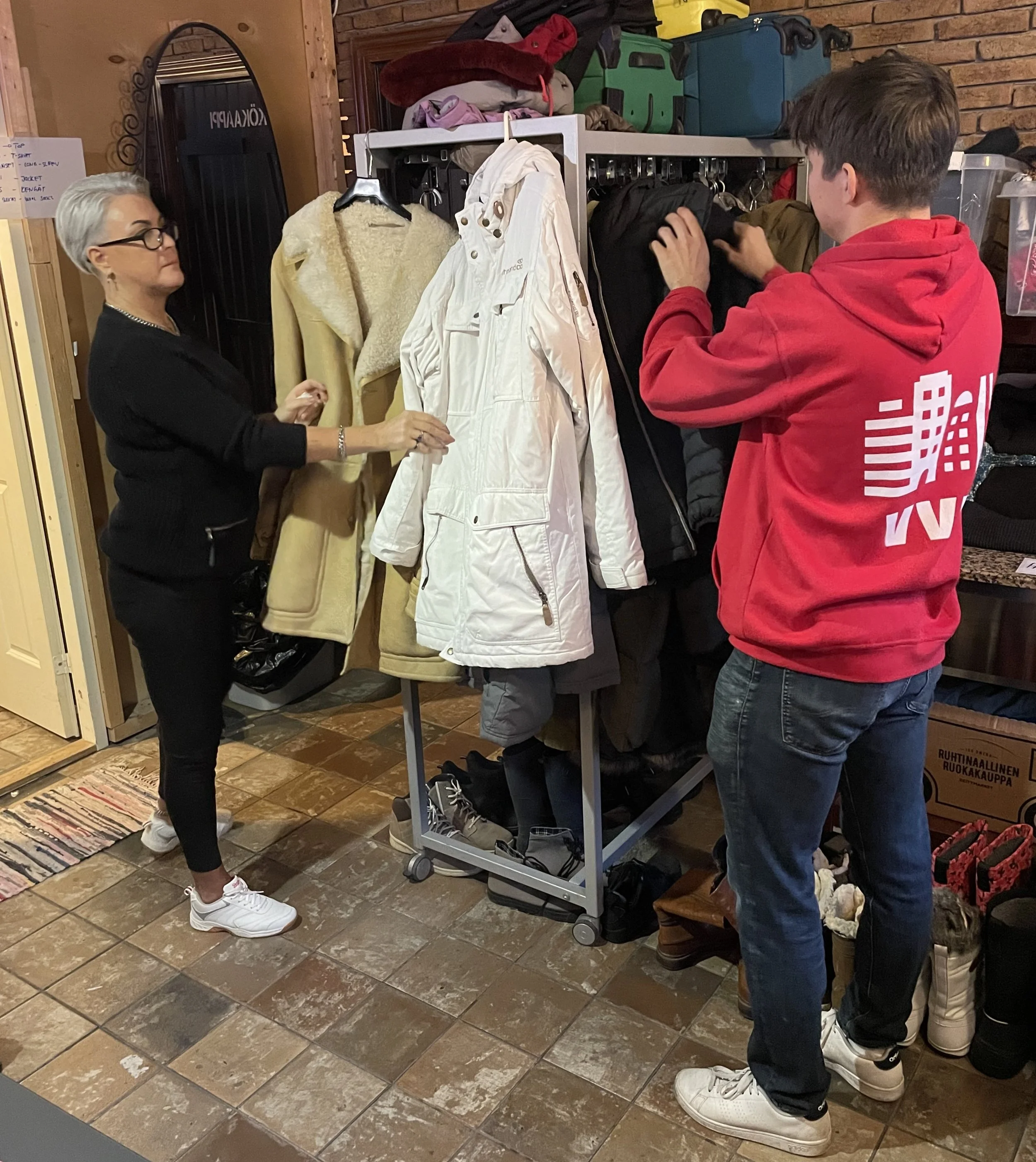 anshelika ja rasmus lahjoitusvaate_2.jpg