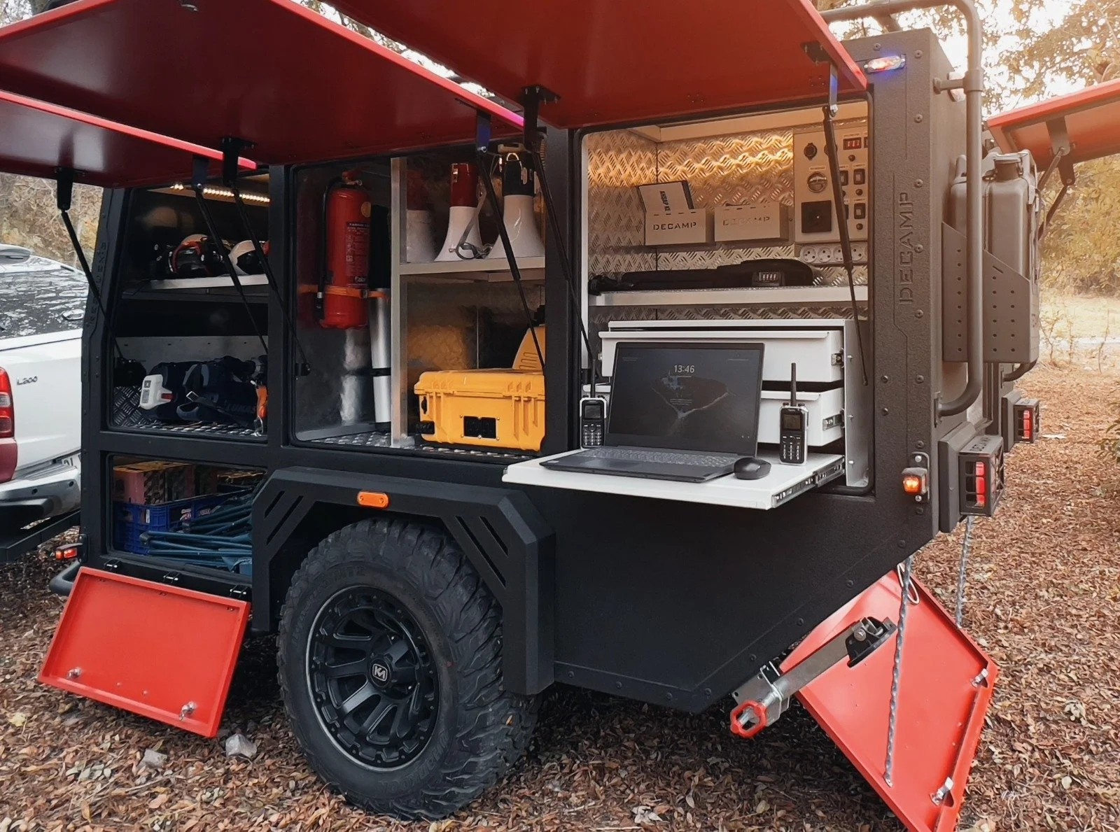 Decamp X3 Rescue – a rugged, off-road emergency rescue trailer built for rapid deployment in disaster relief, search and rescue, and field operations. Featuring modular storage compartments, all-terrain capability, and a fully equipped mobile worksta