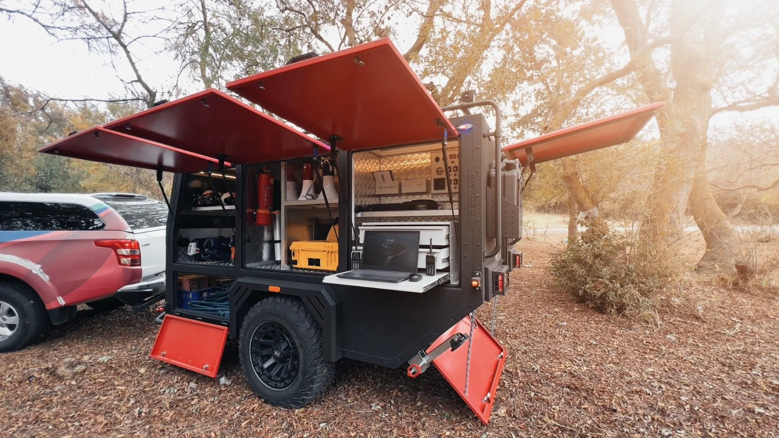 Decamp X3 Rescue – a rugged, off-road emergency rescue trailer built for rapid deployment in disaster relief, search and rescue, and field operations. Featuring modular storage compartments, all-terrain capability, and a fully equipped mobile worksta