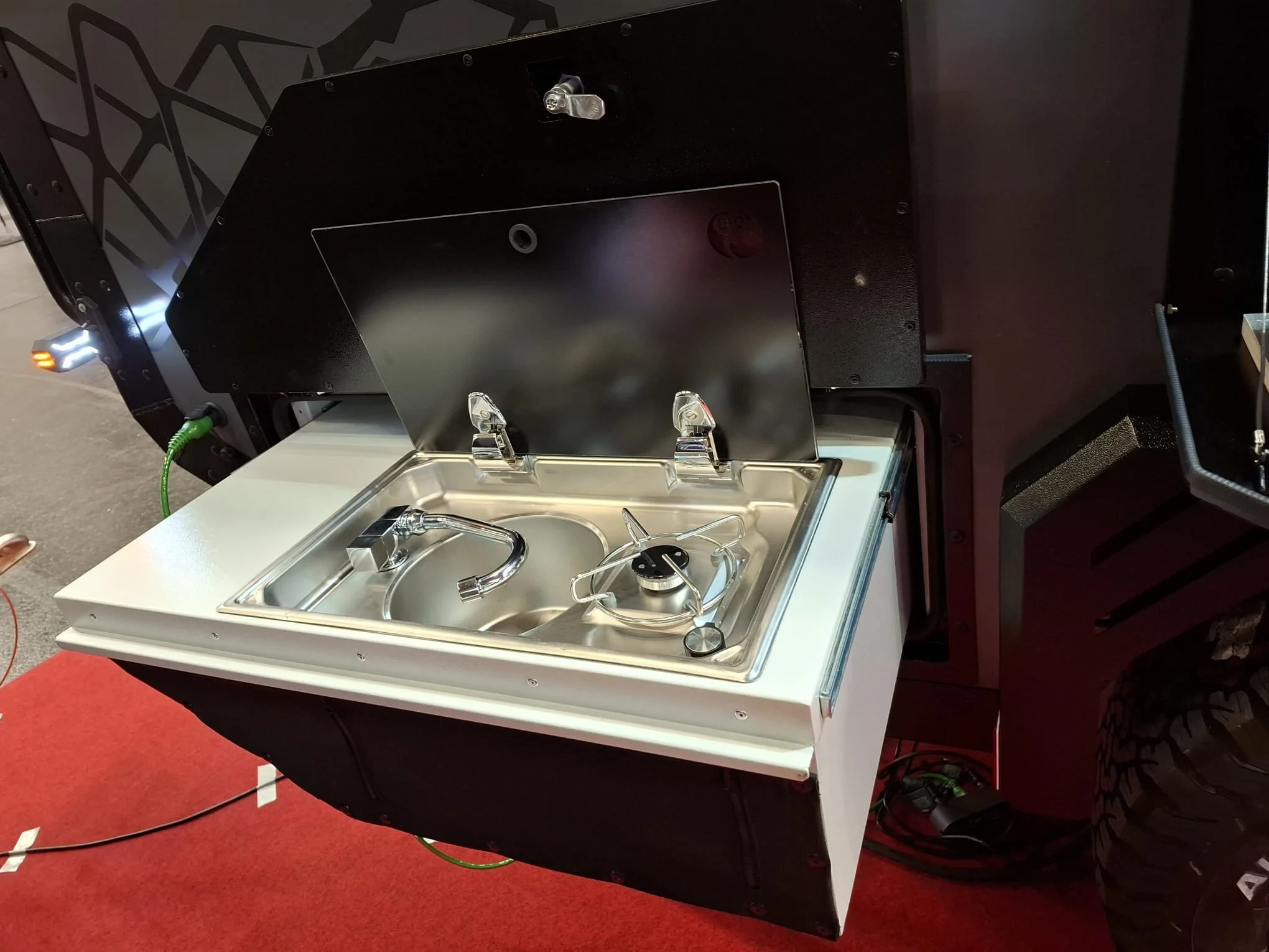 Decamp X3+ Eternal slide out kitchen