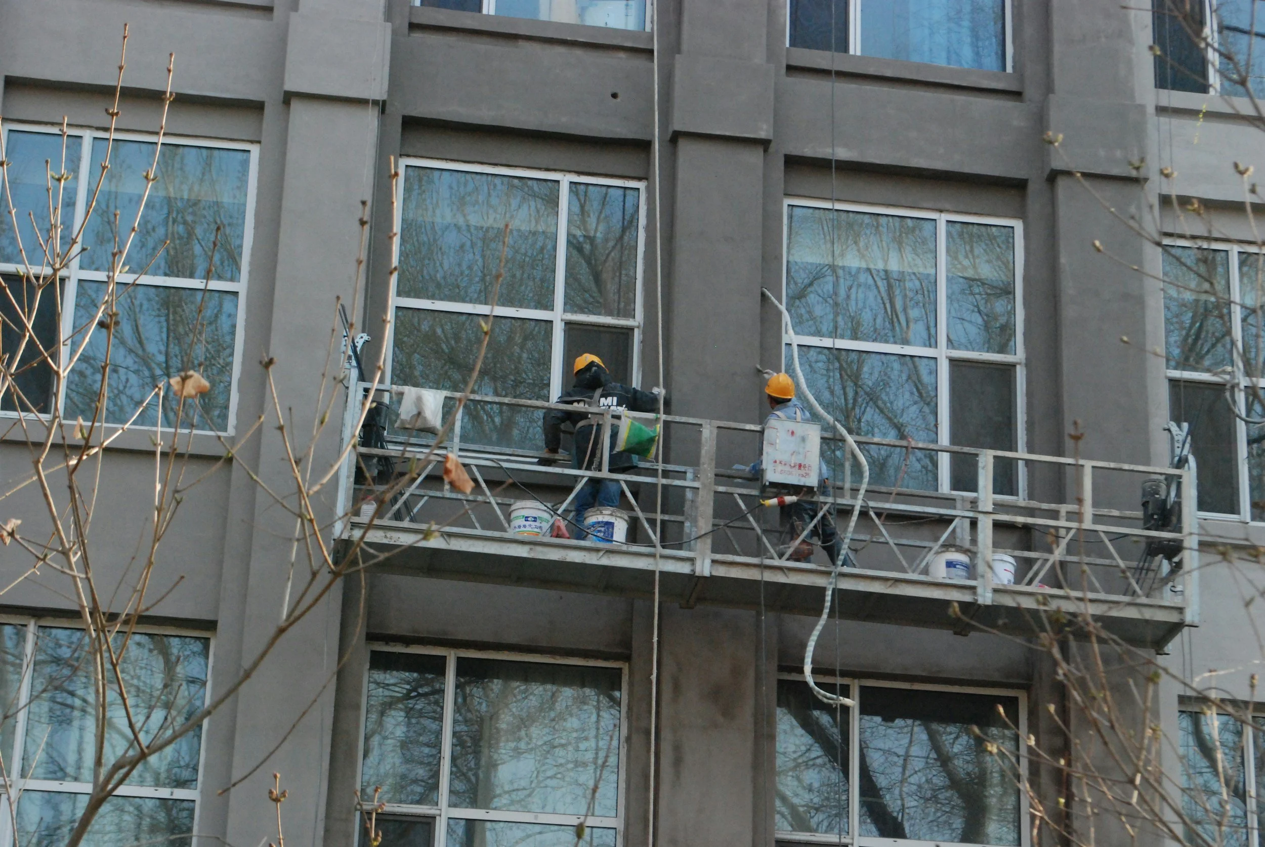 high rise window cleaning