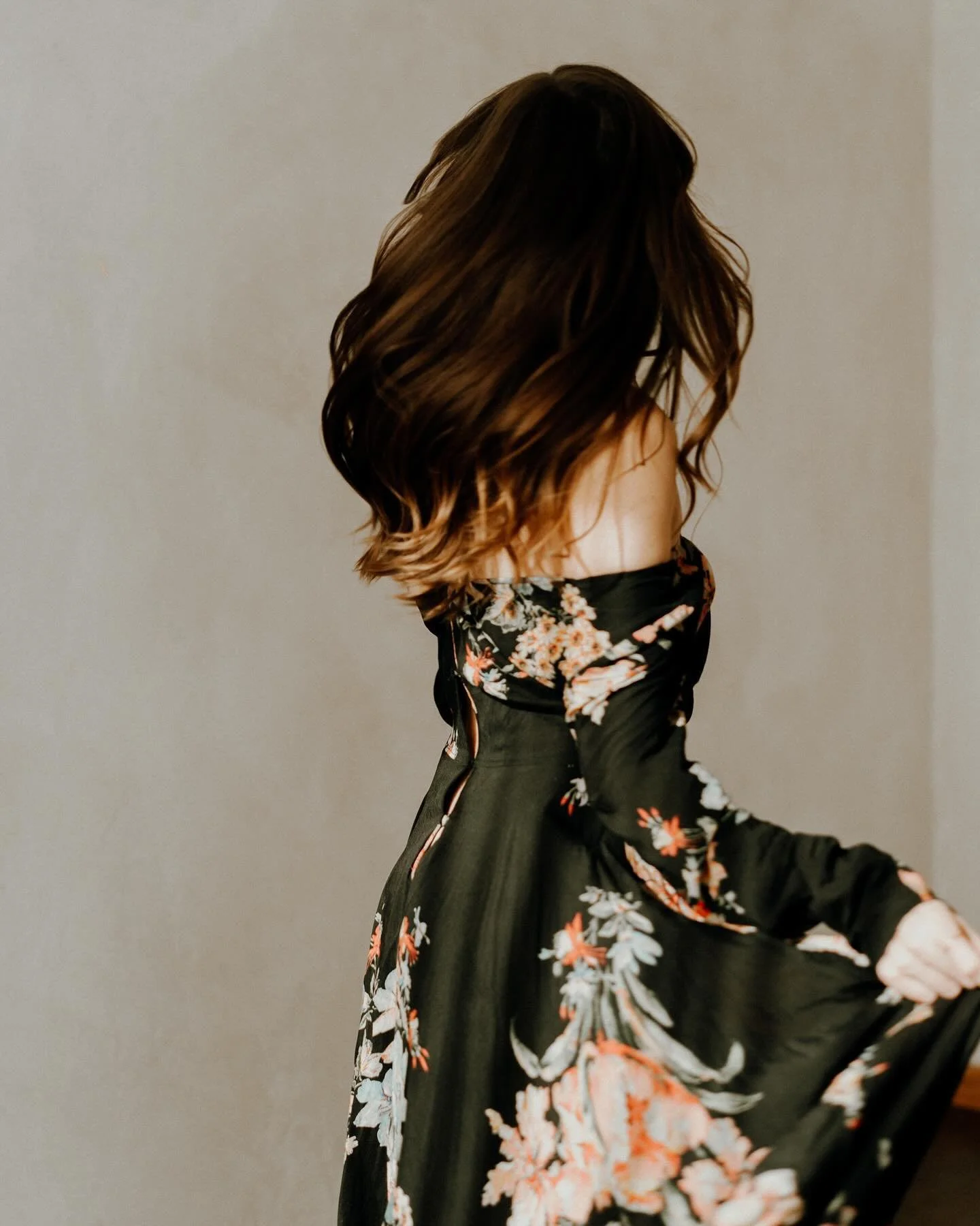 Massive f*cking reminder ✨⁣⁣
⁣
If the Universe can remove someone that you never dreamed of losing, it can easily replace them with someone you never dreamed of having. ⁣⁣
⁣
Read that again. 🙏⁣⁣
⁣⁣
Credit to @piersonpass on Tiktok ⁣⁣
📷: @tanjerynes