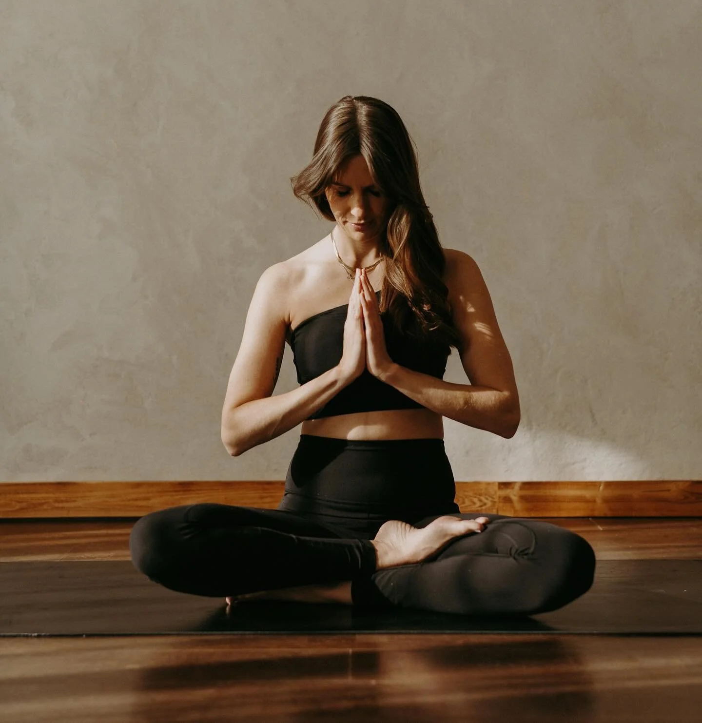 Next Monday will be our last #YogaforEquestrians class for this session (though I hope we&rsquo;ll continue in the new year!). ⁣🐎
⁣
When I initially set out to teach this program, I planned to focus on the riders&rsquo; connection to their horses as