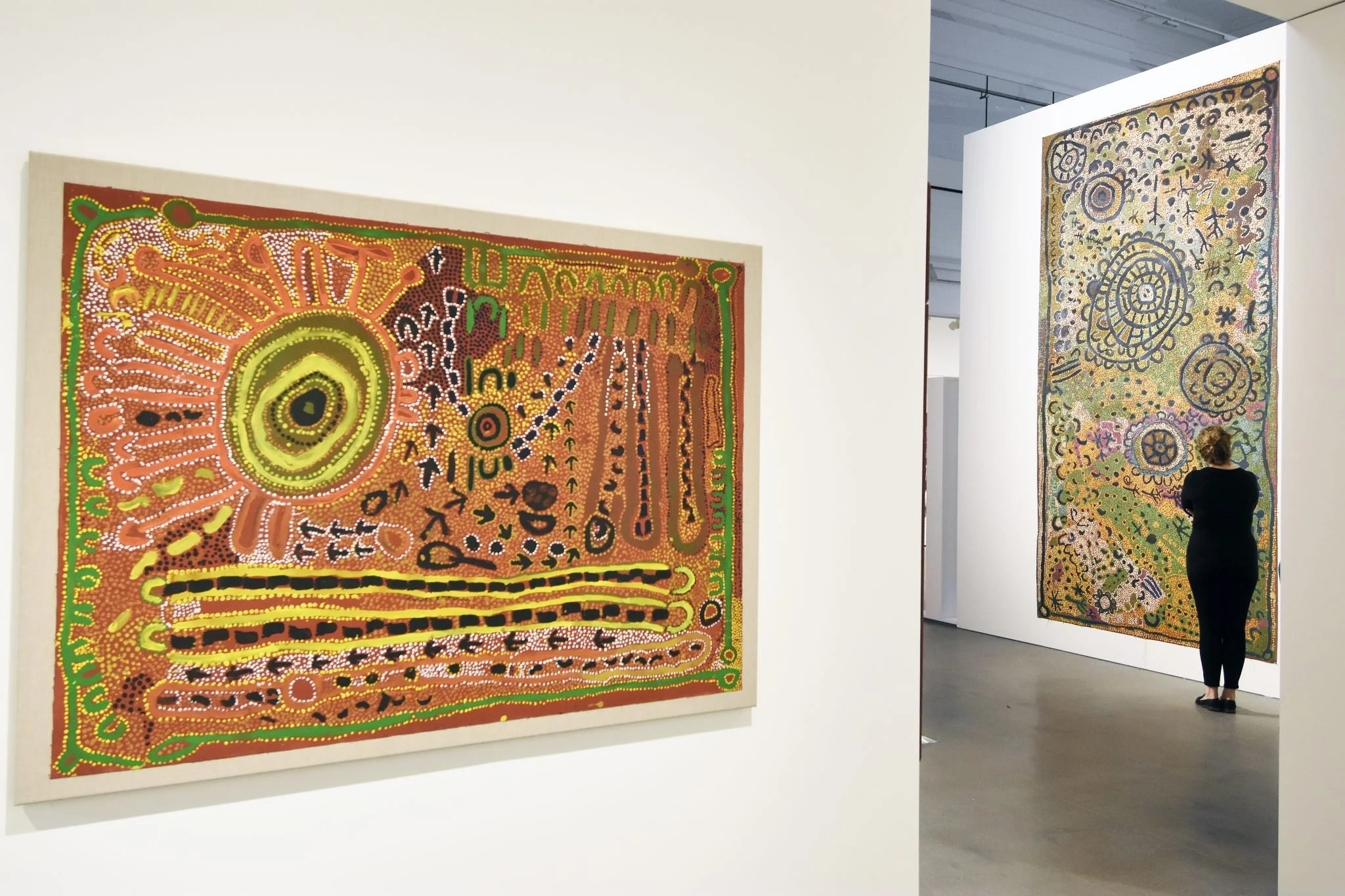 Collectionner l'art des femmes aborigènes : une perspective unique
