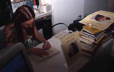 0057_Autographing Books.jpg
